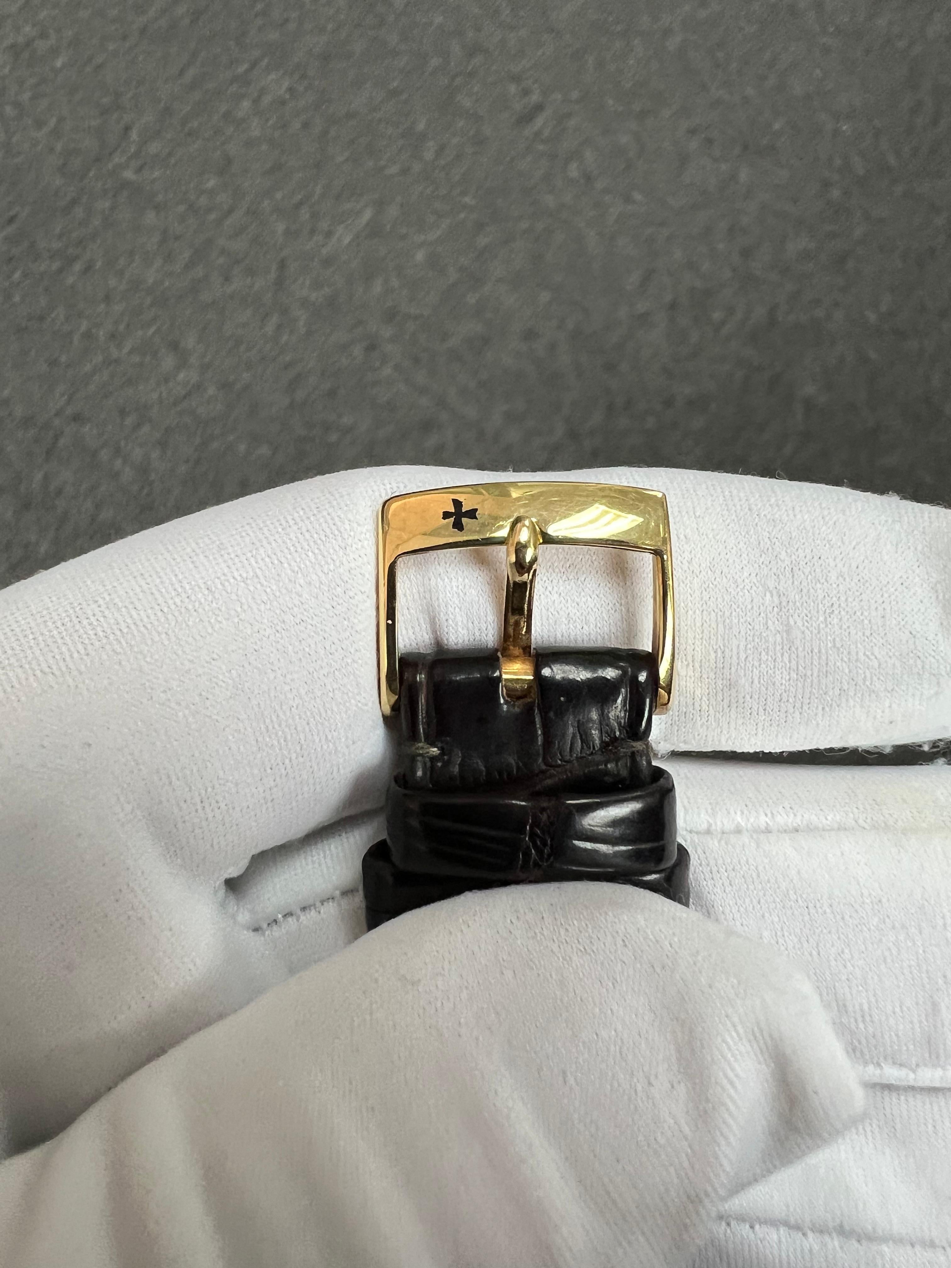 Vacheron Constantin Montre-bracelet Chrono automatique en or jaune  en vente 1