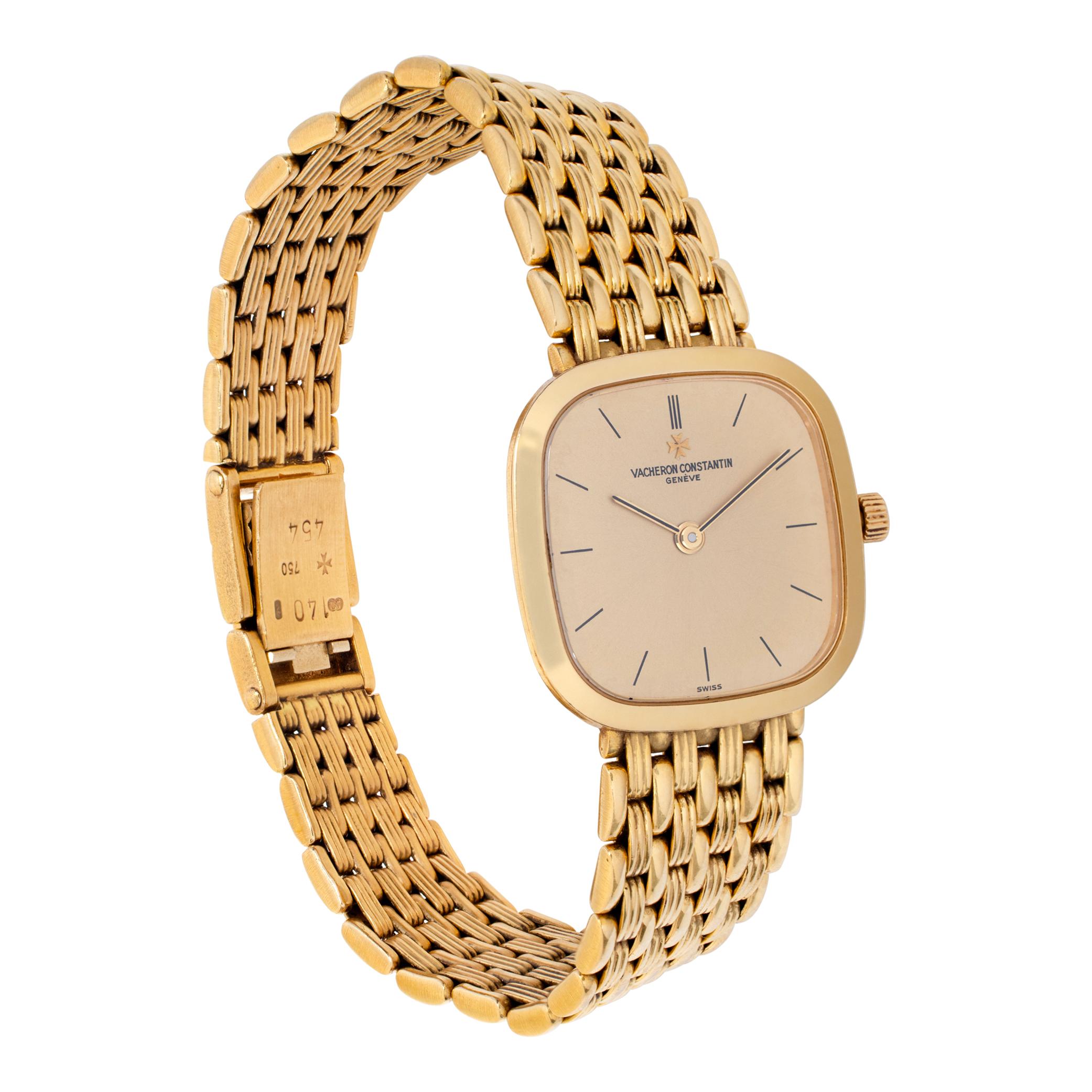 Vacheron Constantin Classic 18K yellow gold Quartz Wristwatch Ref 27095 In Excellent Condition For Sale In Surfside, FL