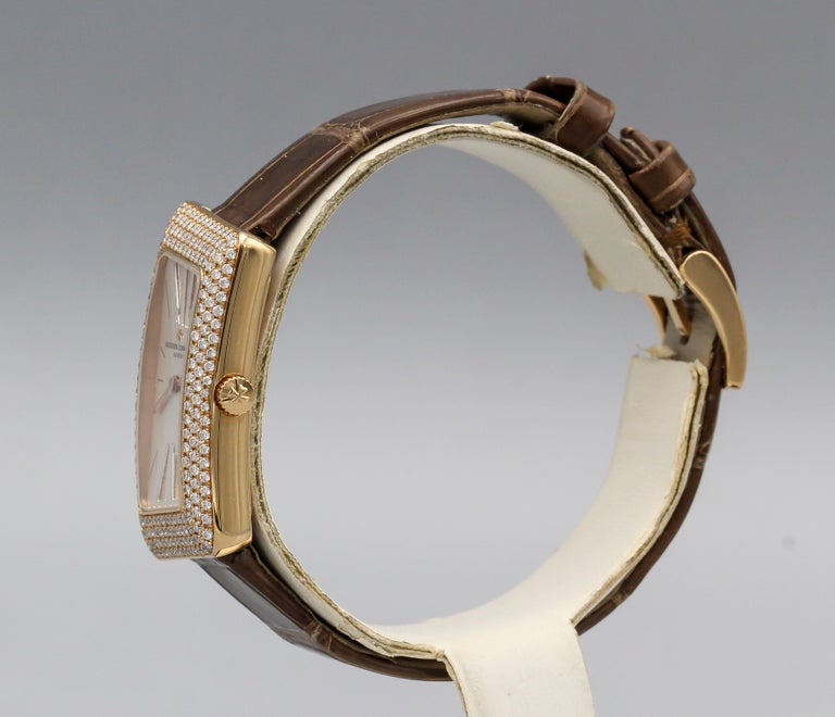 Round Cut Vacheron Constantin Diamond 18 Karat Rose Gold 1972 Cambree Ladies Wristwatch For Sale