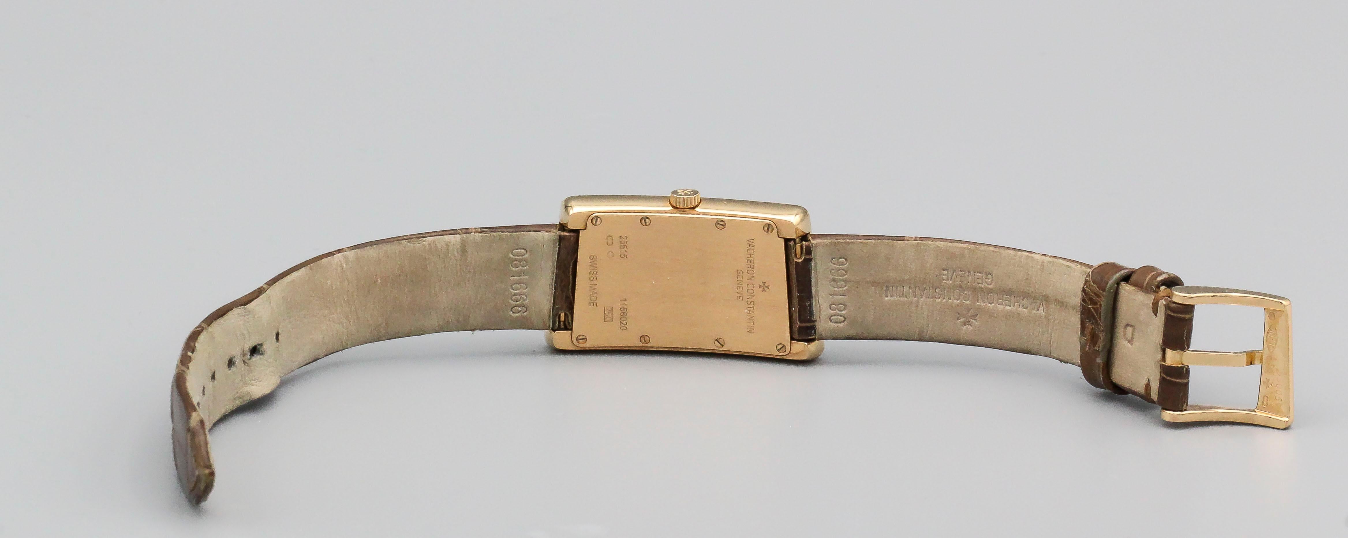 Vacheron Constantin Montre-bracelet pour femme Cambree en or rose 18 carats et diamants, 1972 en vente 3