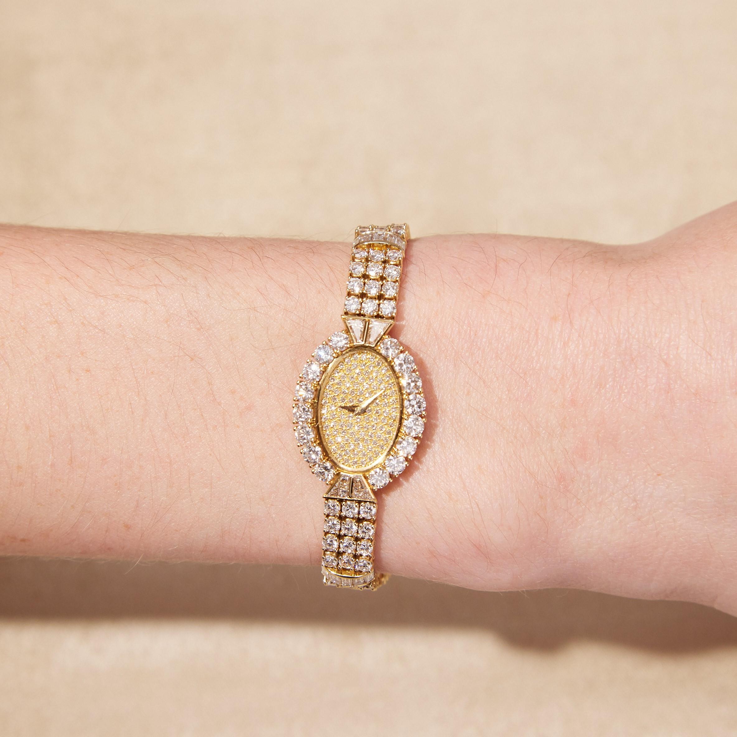 Vacheron Constantin Geneve Ladies Full Diamond Wristwatch & Bracelet in 18K Gold For Sale 1