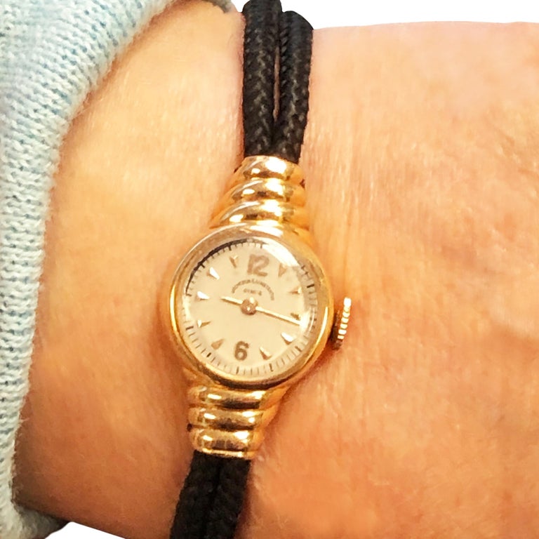 Vacheron & Constantin Ladies 1940s Rose Gold Mechanical Wristwatch For Sale 1