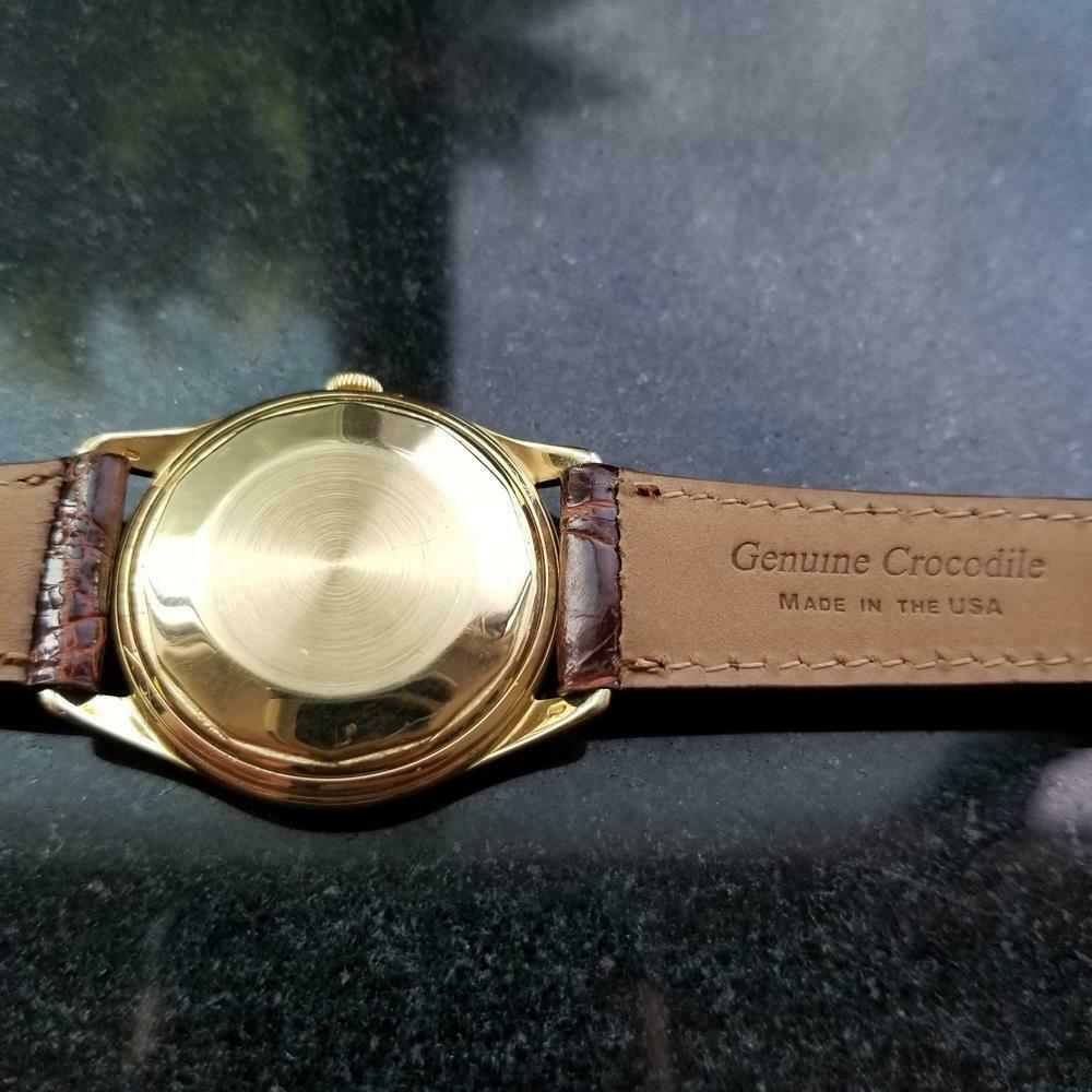 Vacheron Constantin Men's 18k Solid Gold Geneve Dress Watch, c.1950s Swiss LV900 In Excellent Condition In Beverly Hills, CA