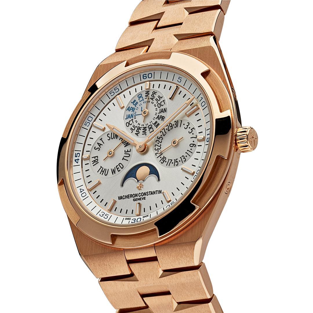 Vacheron Constantin Overseas Perpetual Calendar Ultrathin 4300V/120R