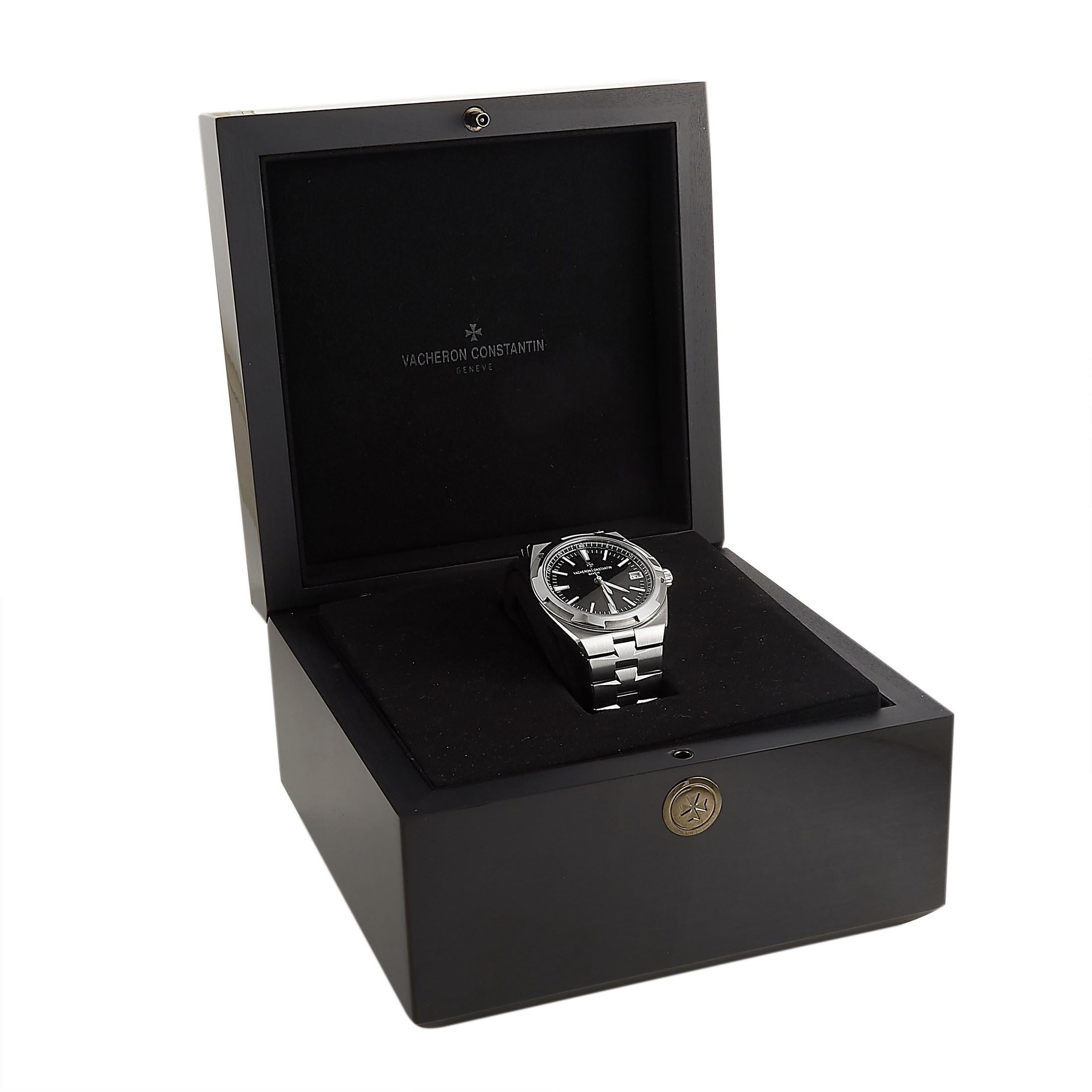 Men's Vacheron Constantin Overseas Self-Winding Watch 4500V/110A-B483 