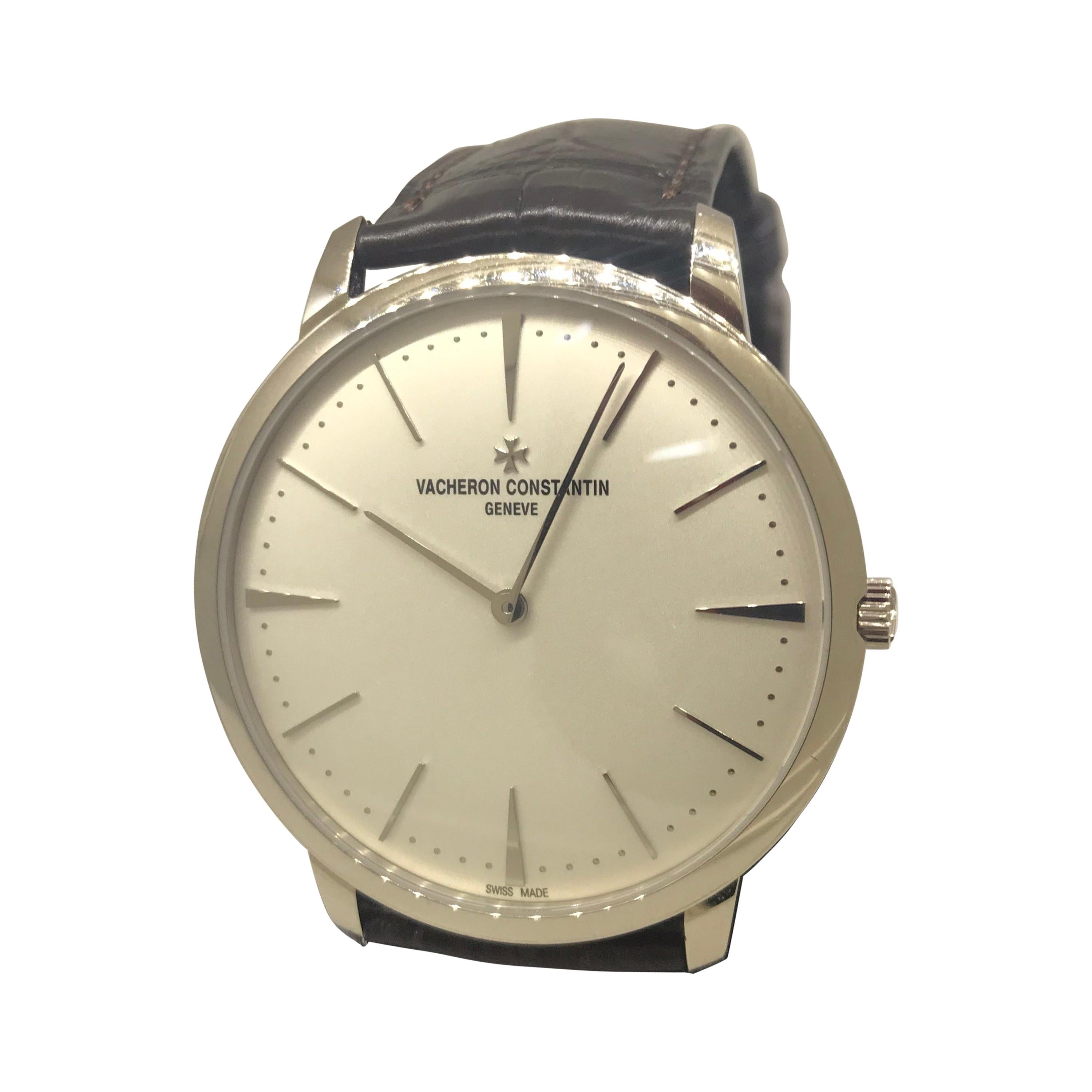 Vacheron Constantin Patrimony Grand Taille White Gold Men's Watch 81180/000g For Sale