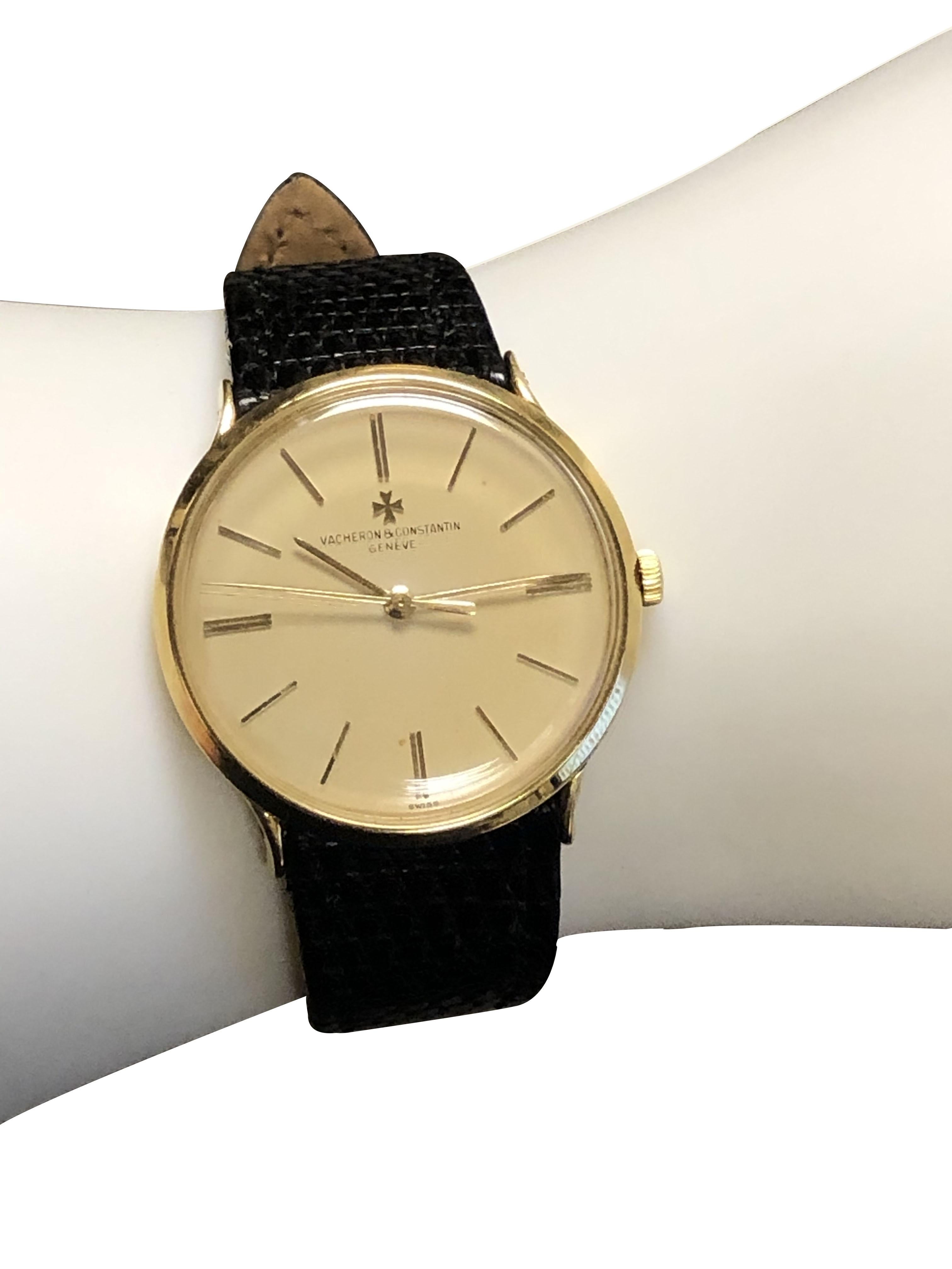 Vacheron & Constantin Ref 6182 Vintage Yellow Gold Manual wind Wrist Watch In Excellent Condition In Chicago, IL