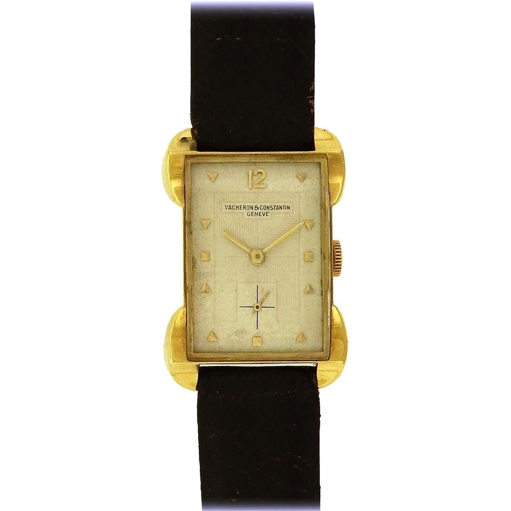 Vacheron & Constantin Yellow Gold Rectangular Tank Manual Wristwatch, circa 1952 In Excellent Condition In New York, NY
