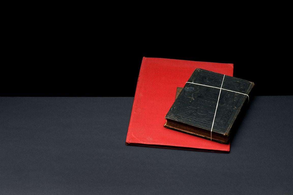 Vadim Gushchin Still-Life Photograph – Kreis der Lese #13
