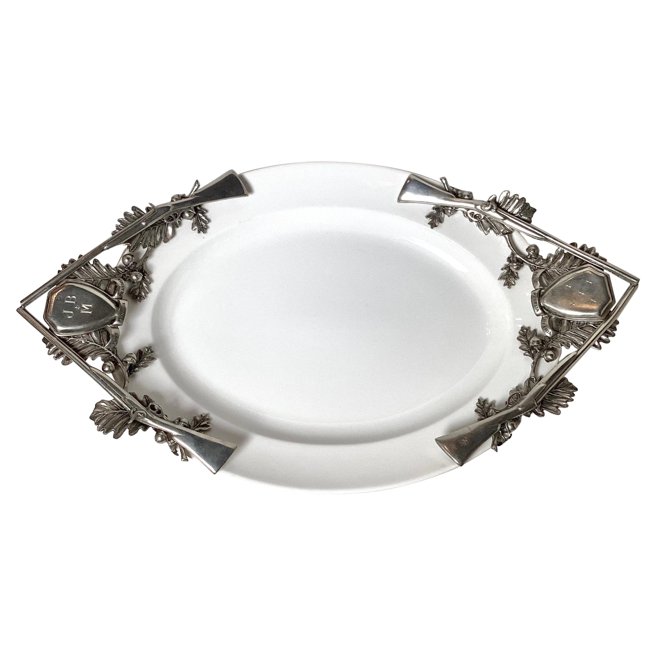 Vagabond House Assiette de collection Hunt en grès Acorn oak & leaf en vente