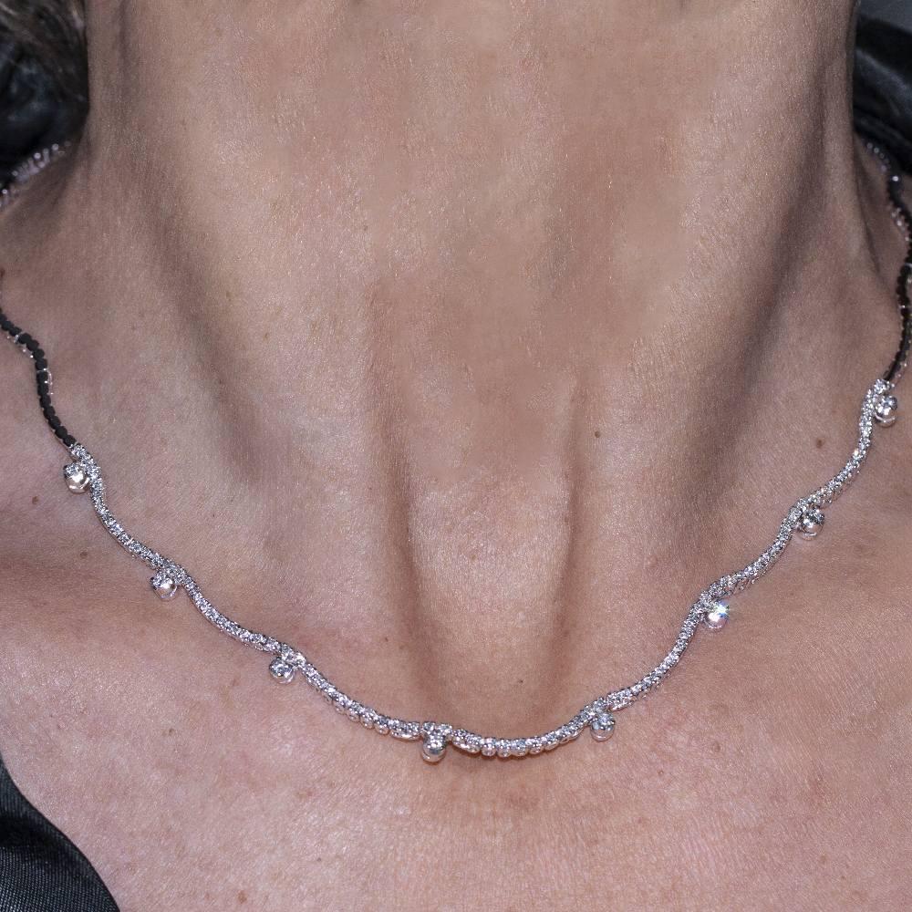 Collana VAGUES in oro bianco e diamanti in vendita 1