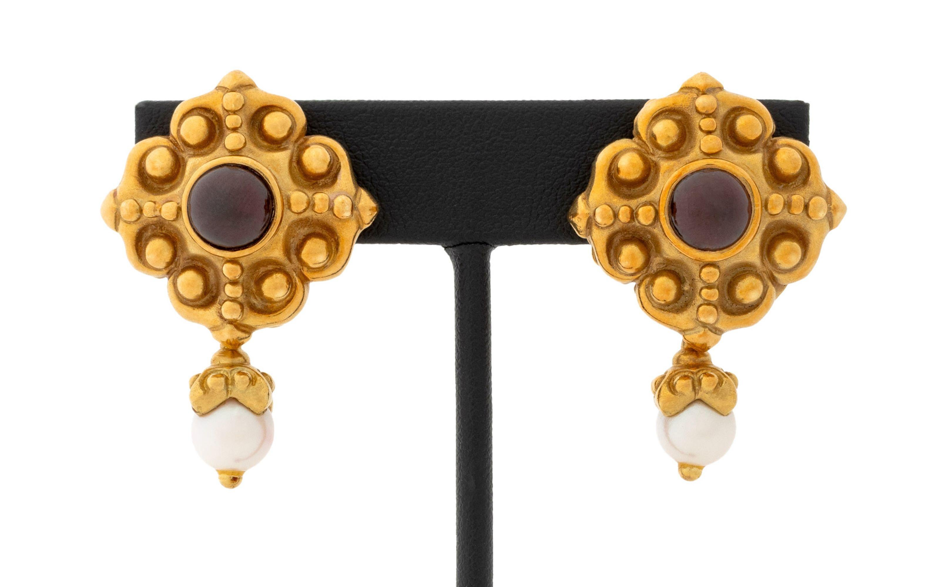 Vahe Naltchayan Boucles d
oreilles en perles de rubellite 18K