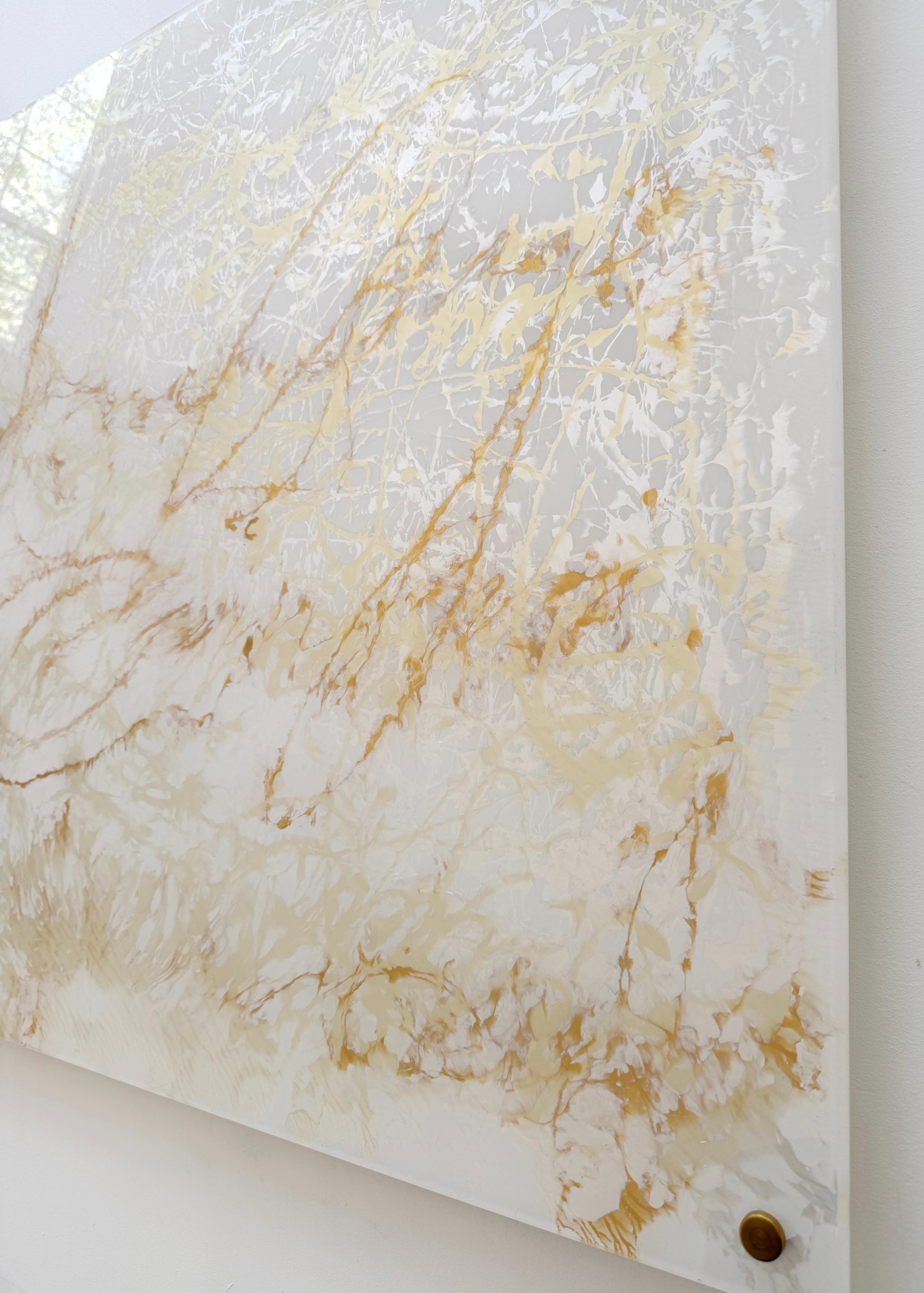 Glass Painting in gold and Pearls
Artist: Vahe Yeremyan 
Work: Original Painting, Handmade Artwork, One of a Kind 
Medium: Acrylic on Plexiglass
Year: 2025
Style: Contemporary Art, 
Title: Pearl Signs 4
Size: 32