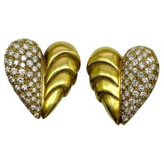 Vahenaltchayan 18k YG Pendientes de clip en forma de corazón con diamantes