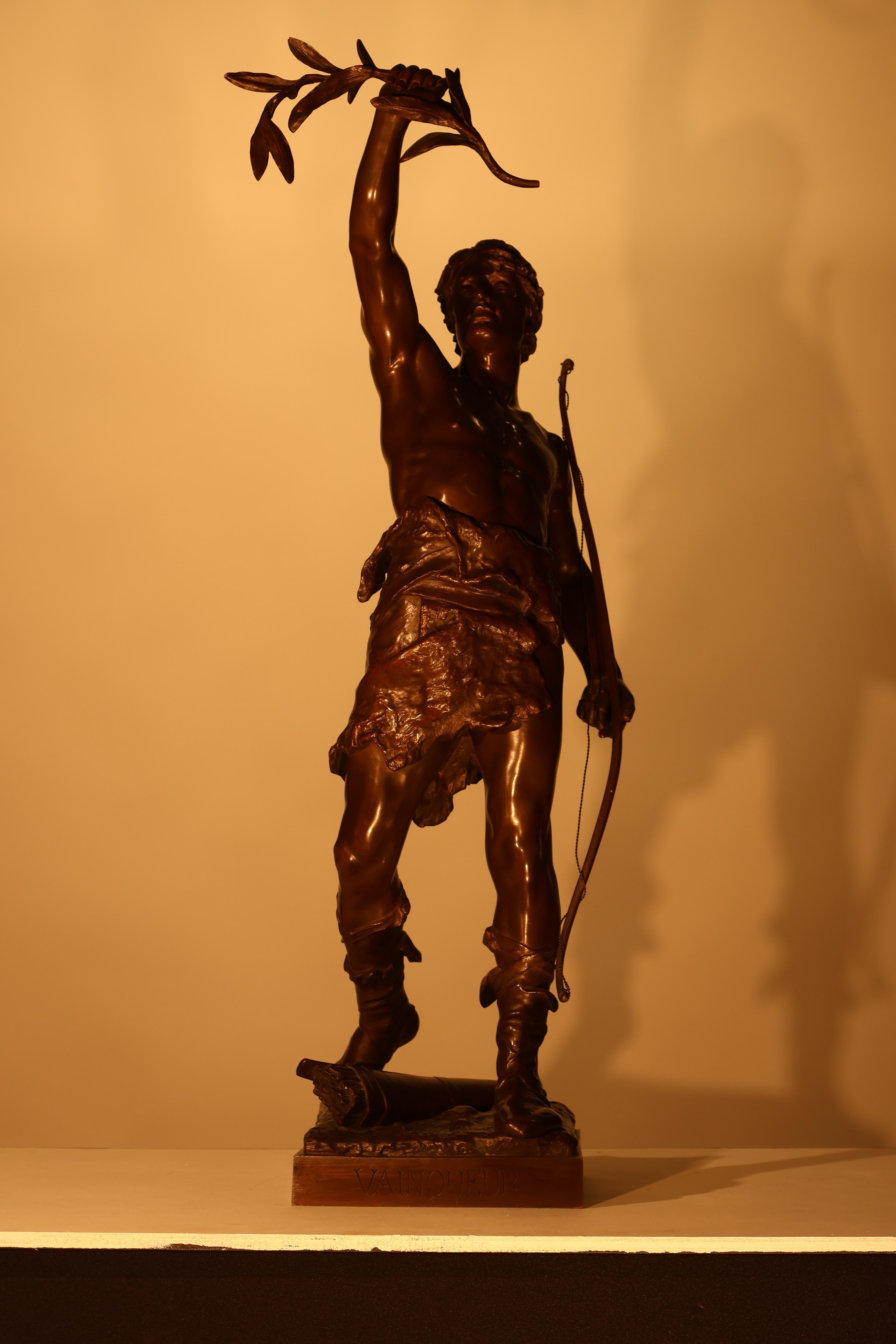 Vainqueur (Vittorioso) Bronzo francese di E. Marioton (1857-1933) in vendita 10