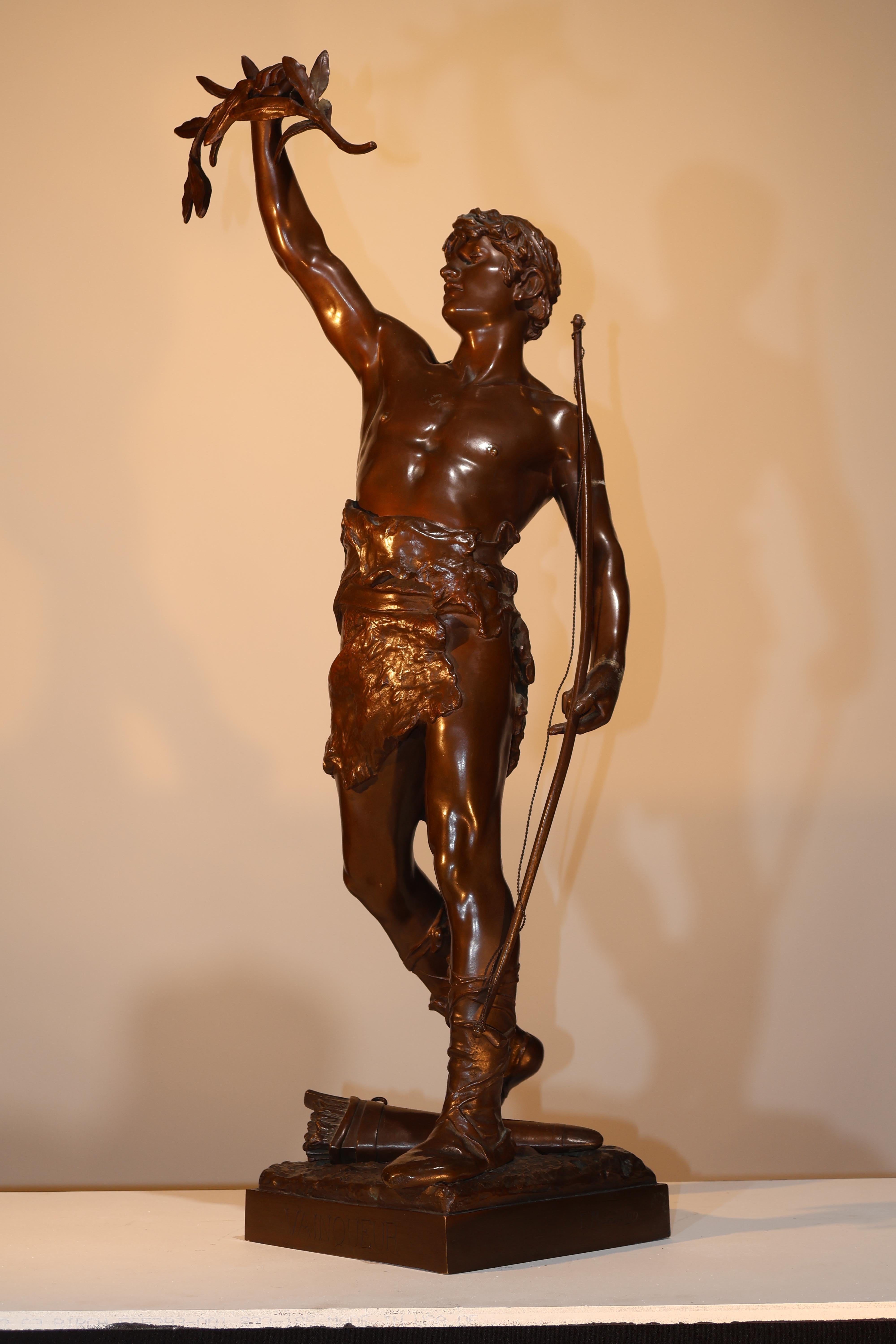 Francese Vainqueur (Vittorioso) Bronzo francese di E. Marioton (1857-1933) in vendita