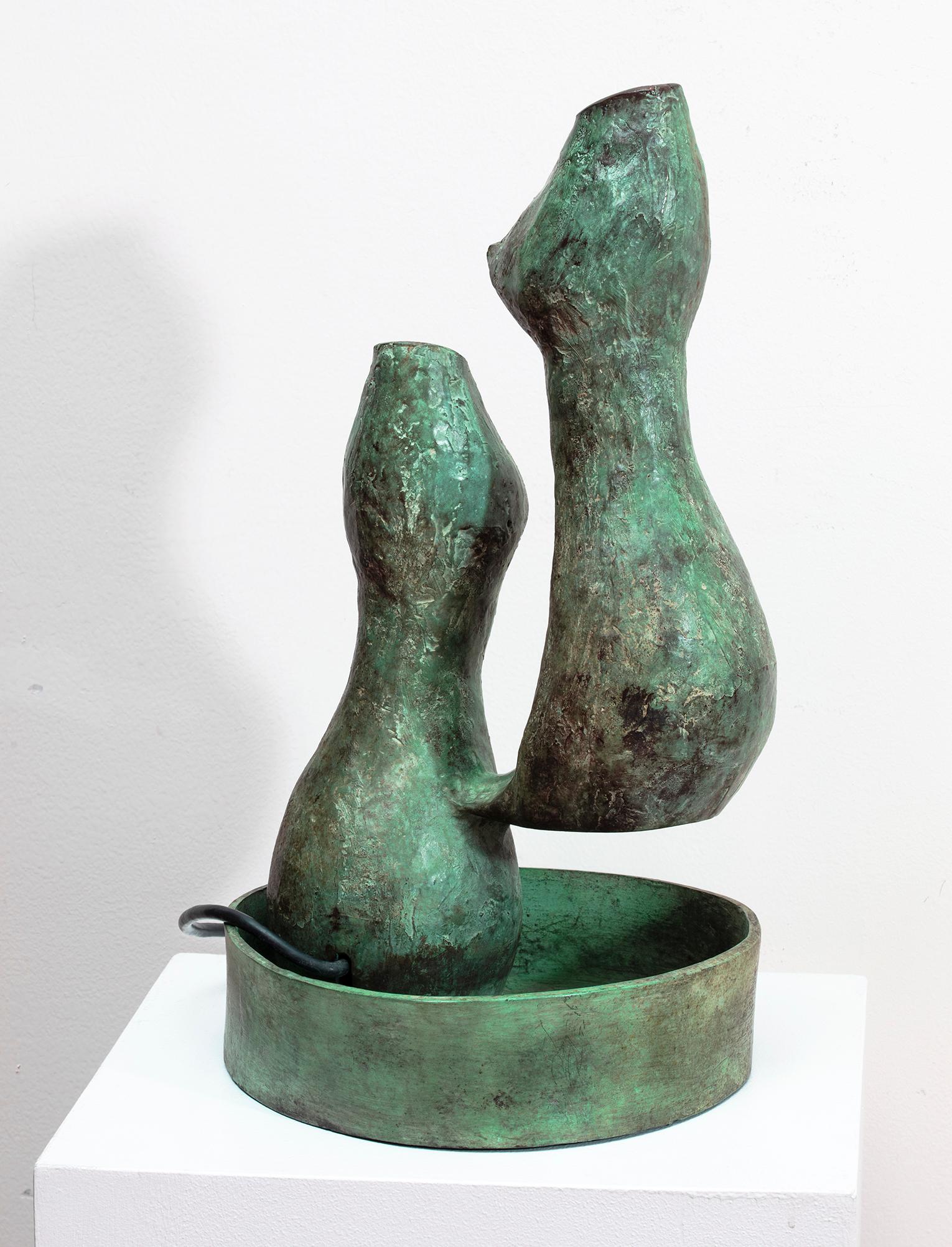 Sculpture de fontaine en bronze - Or Abstract Sculpture par Val Bertoia