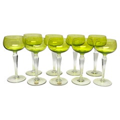 Verre Val Saint Lambert 9 haut de gamme vert début 1900