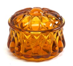 Val Saint Lambert, Art deco Luxval Bonbonniere 'Paulette', 1935