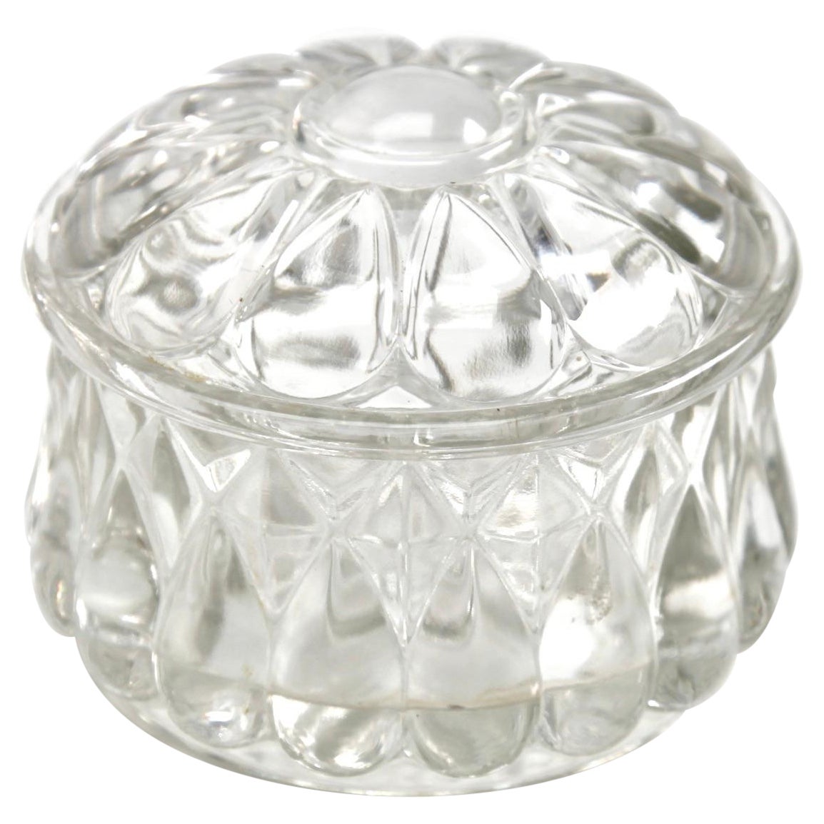 Val Saint Lambert, Art deco Luxval Bonbonniere 'Paulette', 1935