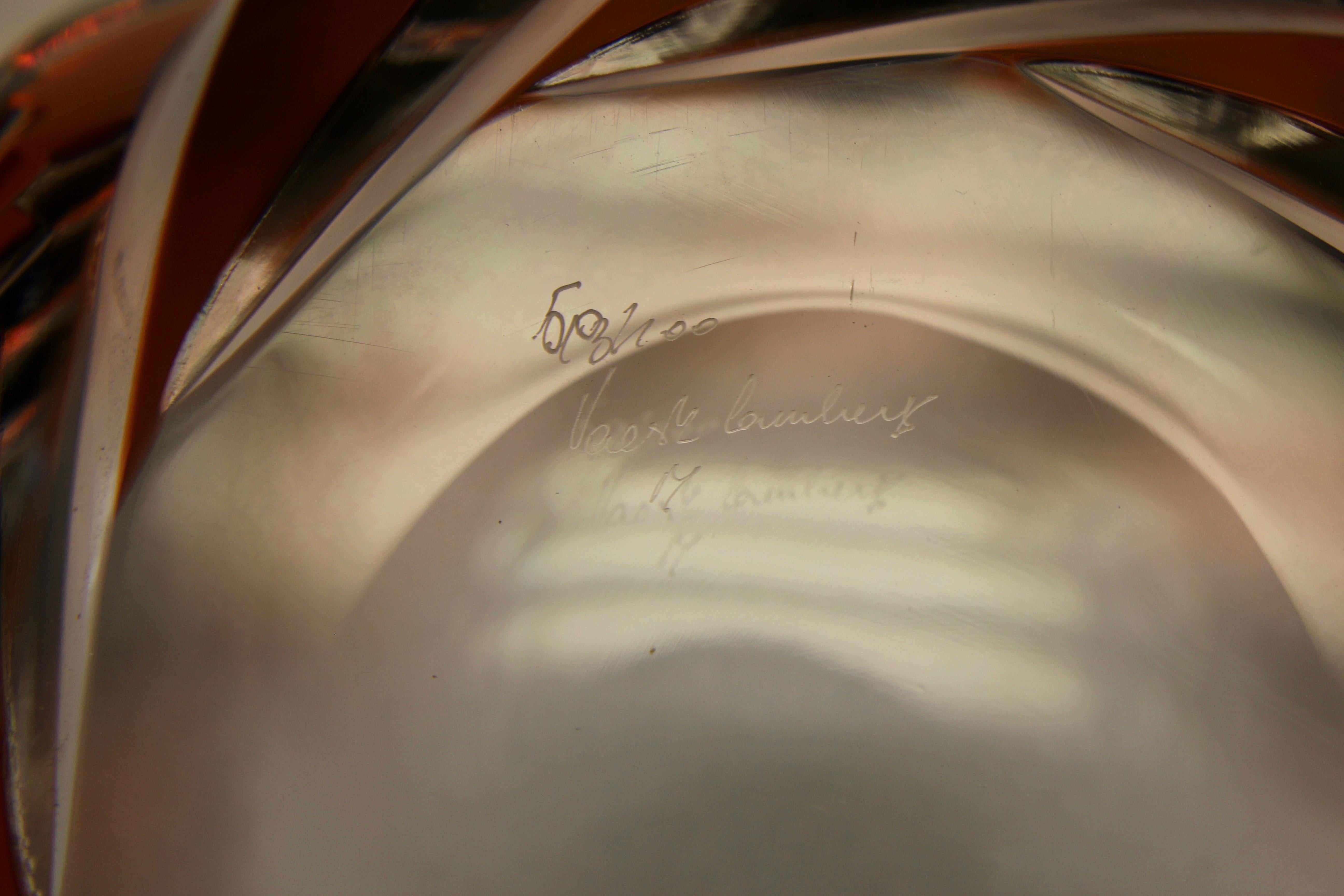 Cendrier circulaire en cristal Val Saint Lambert, taillé à la main pour transparent, signé en vente 4
