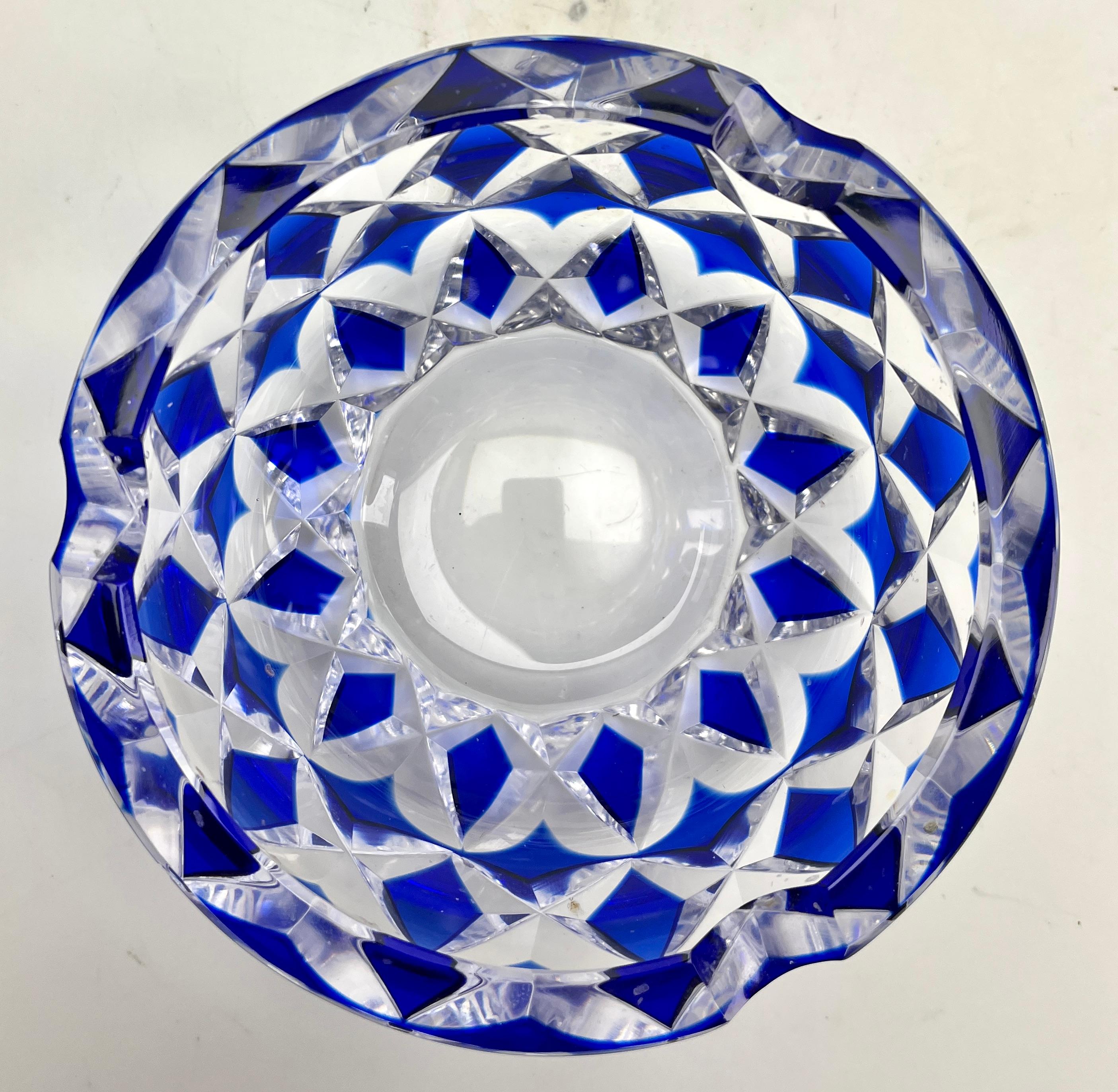 Val Saint Lambert Cobalt Blue Circular Crystal Ash-Tray, Handcut to Clear Signed

Beautiful signed Val Saint Lambert circular crystal ash-tray, handcut-to-clear, the Crystal is thick, deeply and evenly cut,
Signed on bottom: Val Saint Lambert
Val