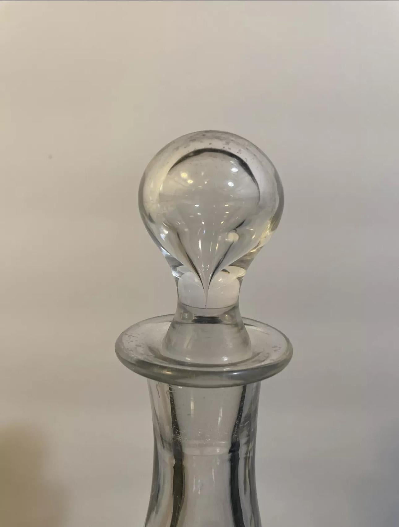 Français Val Saint Lambert Crystal Decanter en vente