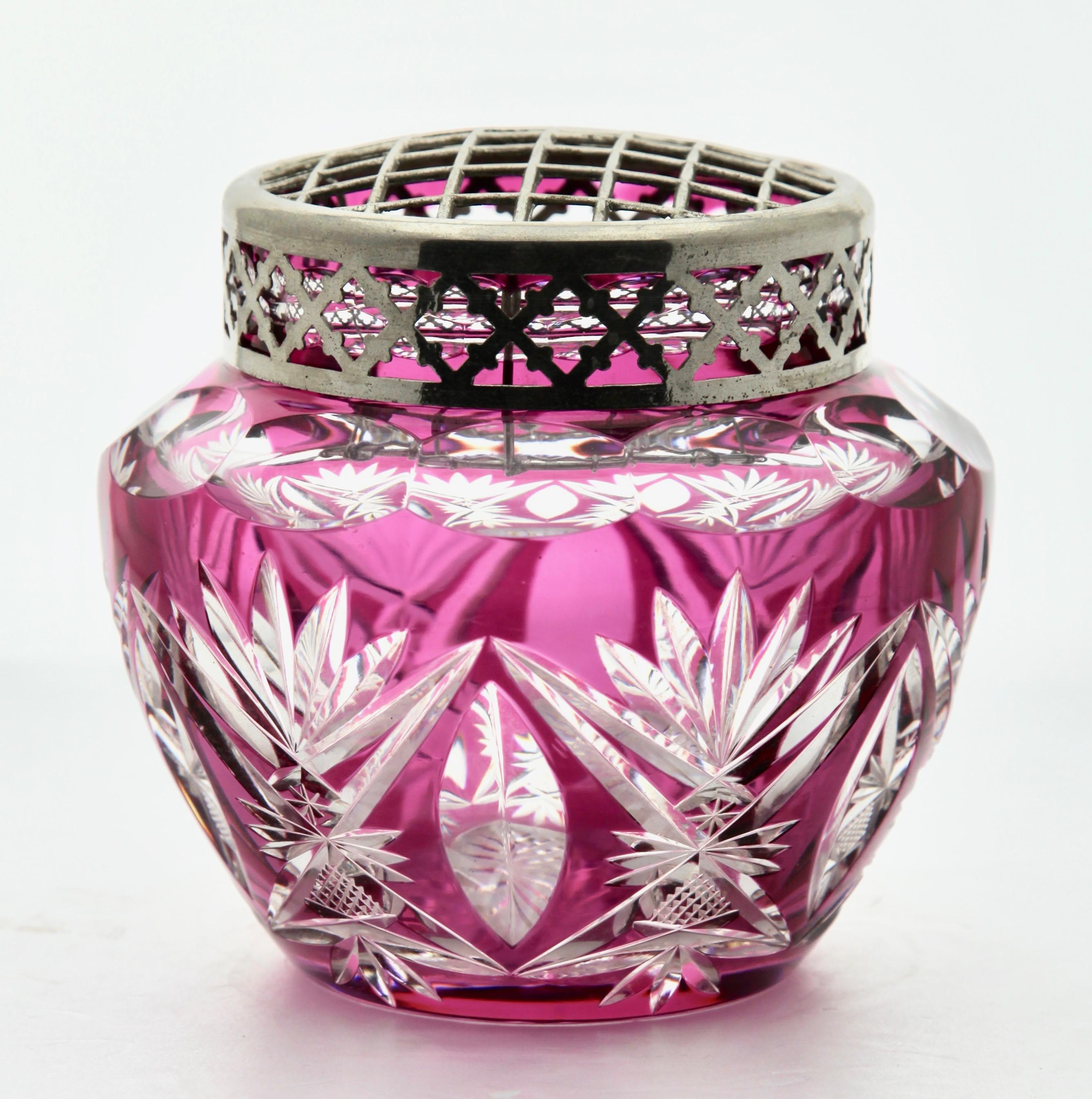 Belgian Val Saint Lambert Crystal 'Pique Fleurs' Vase in Amethyst with Grille, 1930s