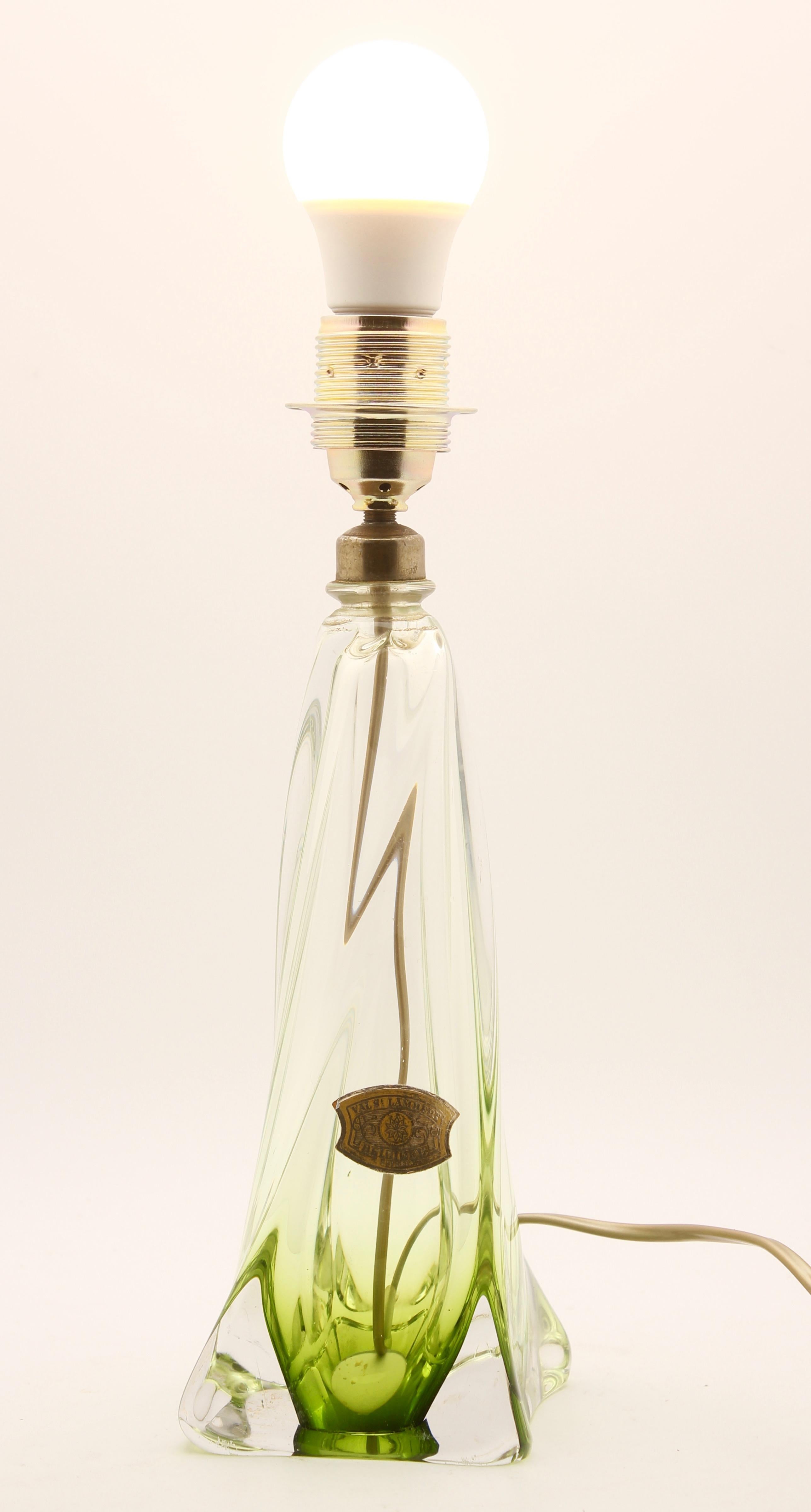 Fait main Lampe de bureau en cristal Val Saint Lambert, excellent état, 1953 en vente