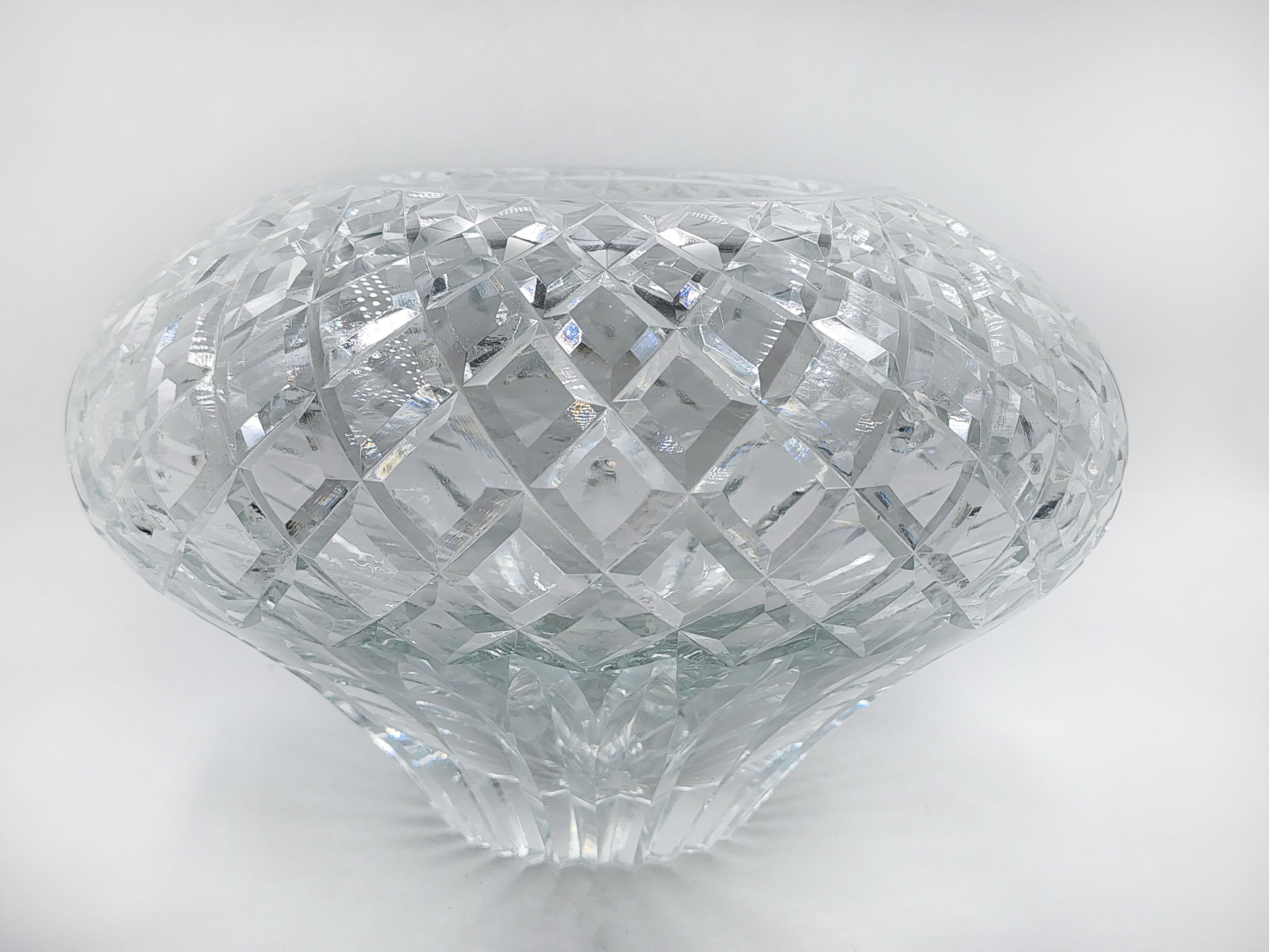 Belge Centre de table en cristal taillé Val Saint Lambert en vente