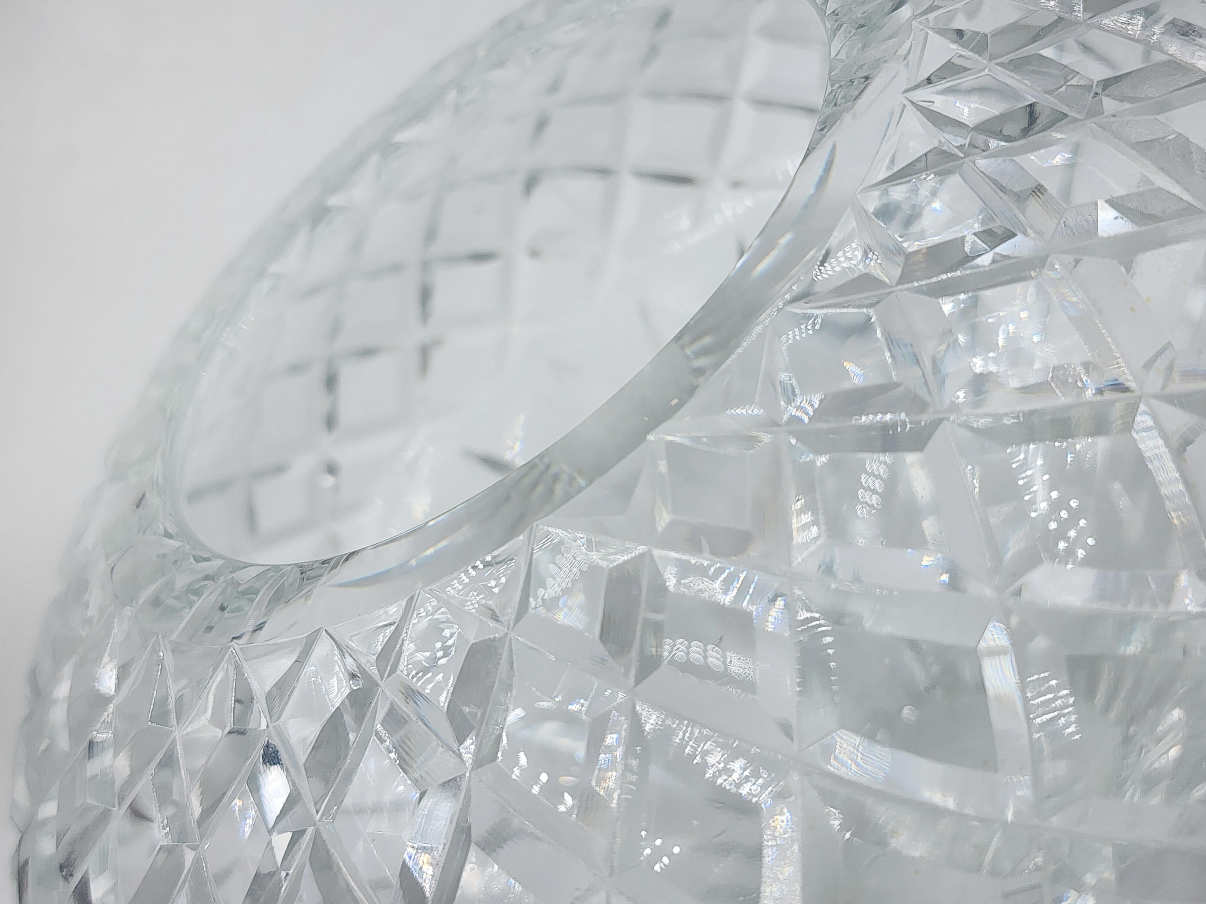 20ième siècle Centre de table en cristal taillé Val Saint Lambert en vente