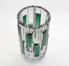 Vase en cristal taillé Val Saint Lambert de Charles Graffart transparent et vert, Belgique, années 1950