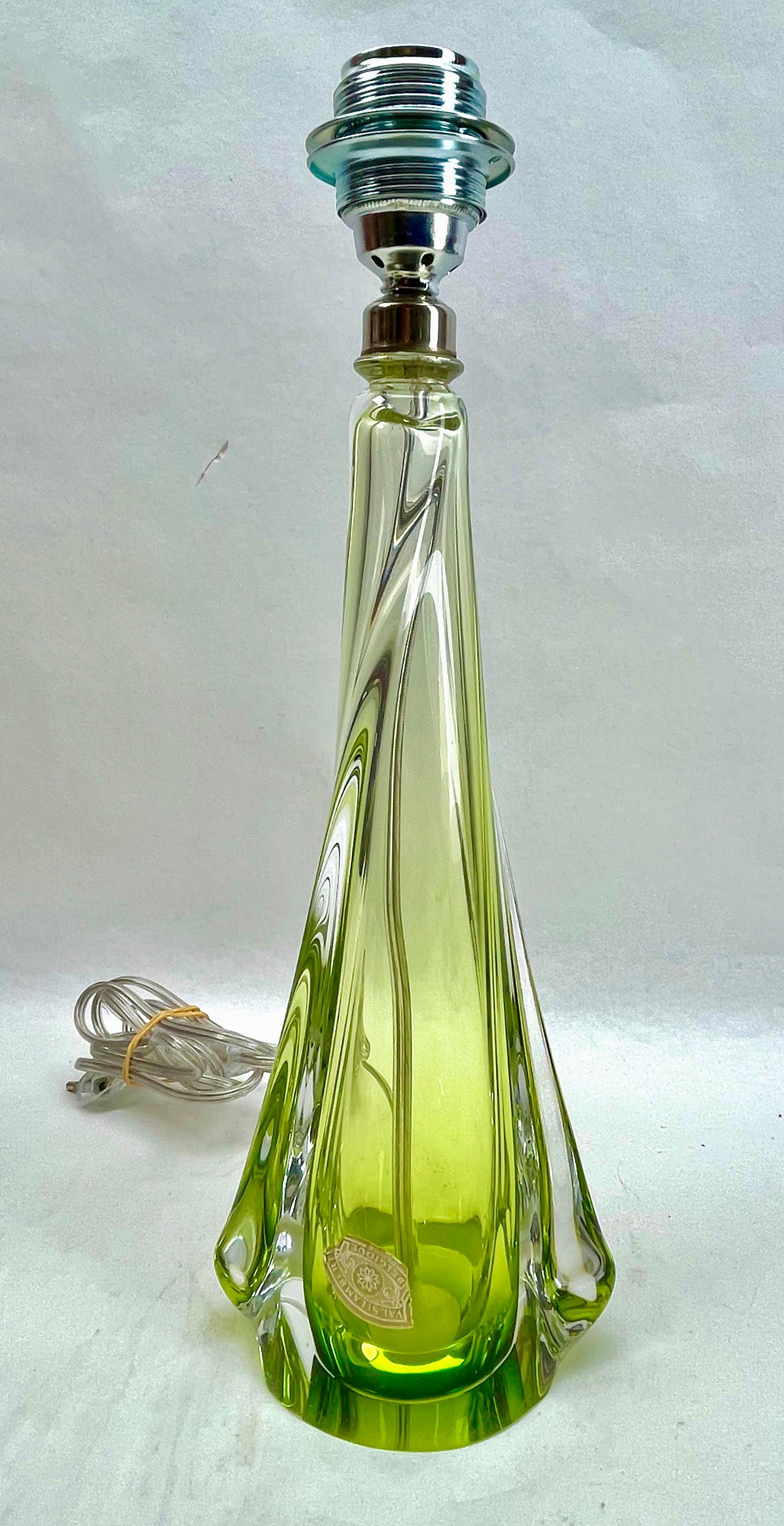 Belge Lampe de table en cristal vert 