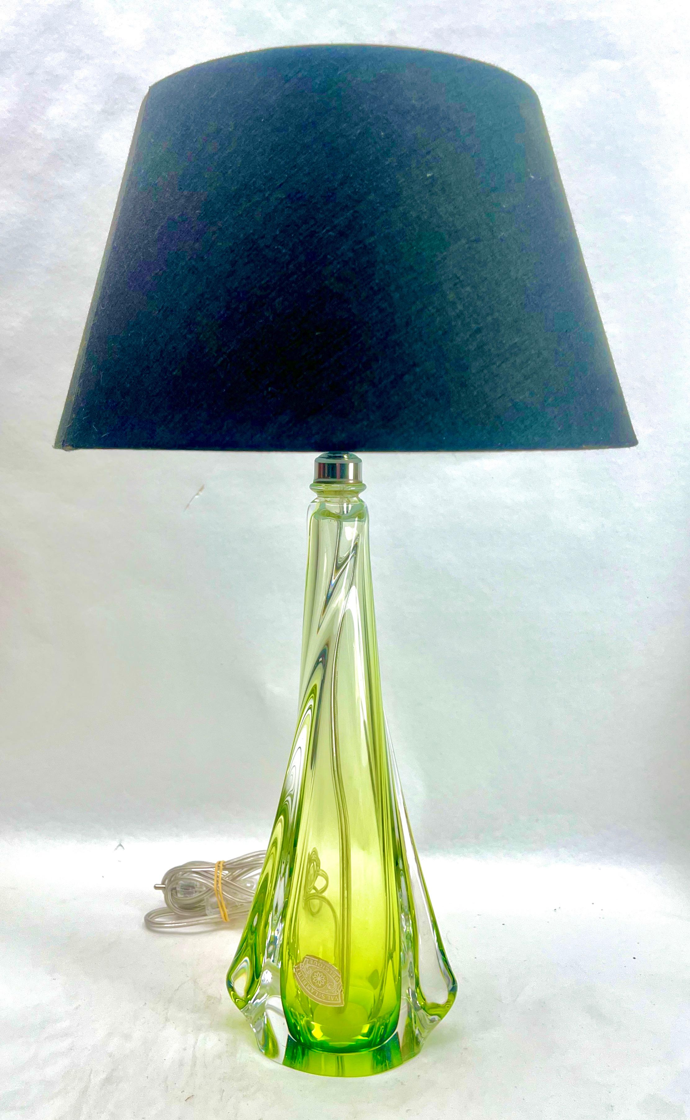 Val Saint Lambert Green 'Twisted Light' Crystal Table Lamp, Belgium 1950s For Sale 2