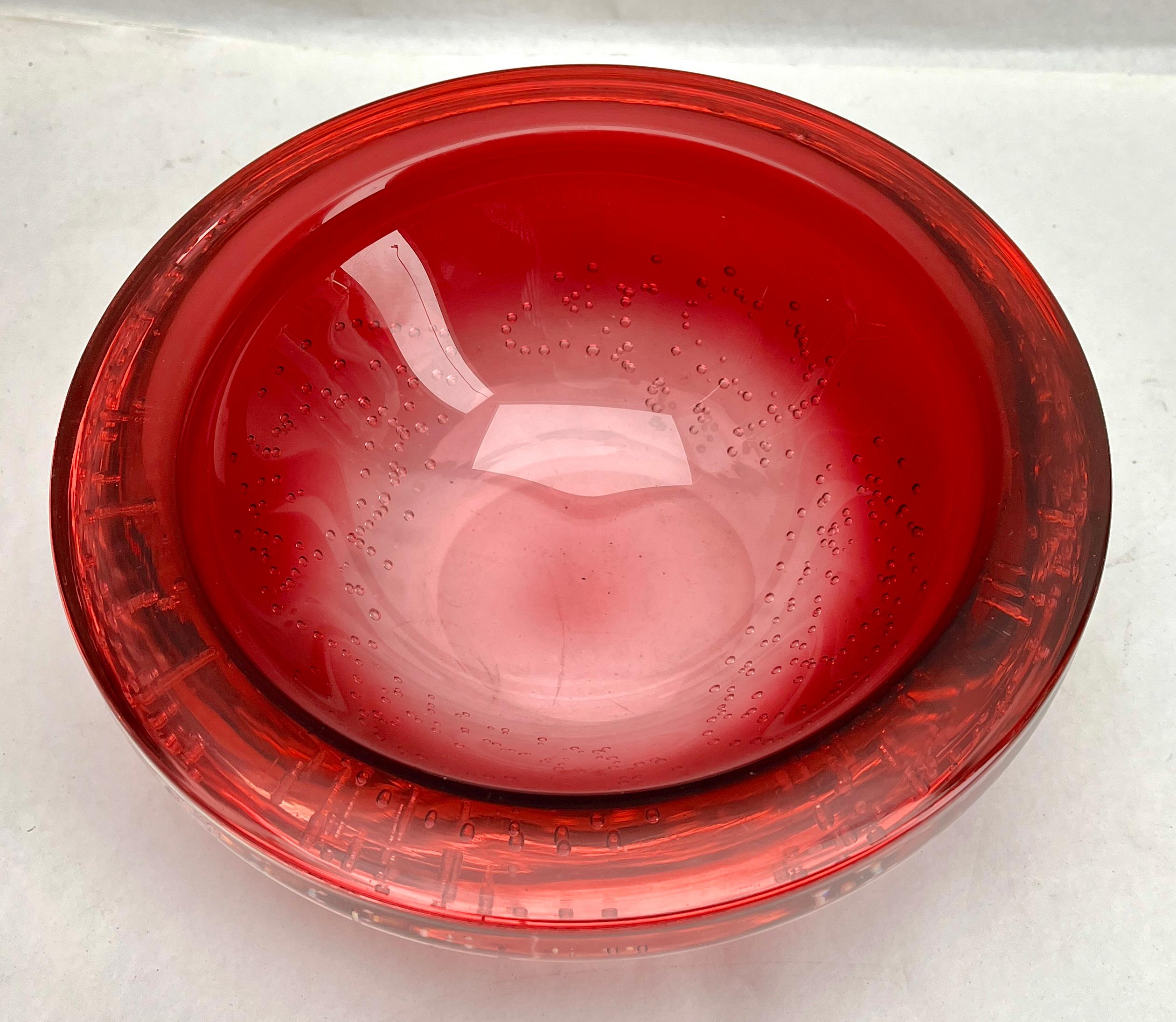 Val Saint Lambert Cuenco de cristal pesado con burbujas de aire Años 60 Hecho a mano en venta
