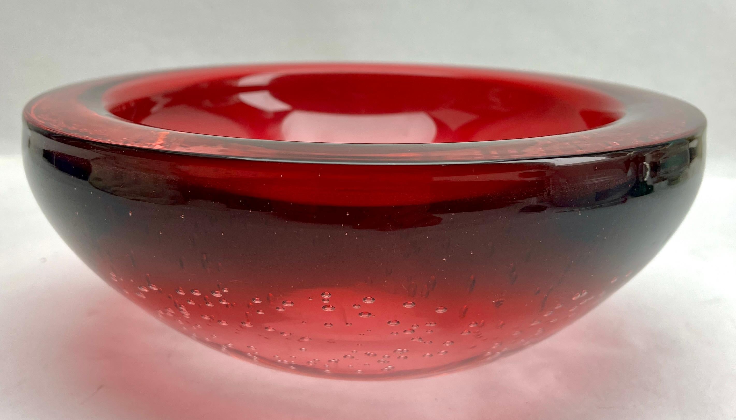 Val Saint Lambert Cuenco de cristal pesado con burbujas de aire Años 60 en Bueno estado para la venta en Verviers, BE