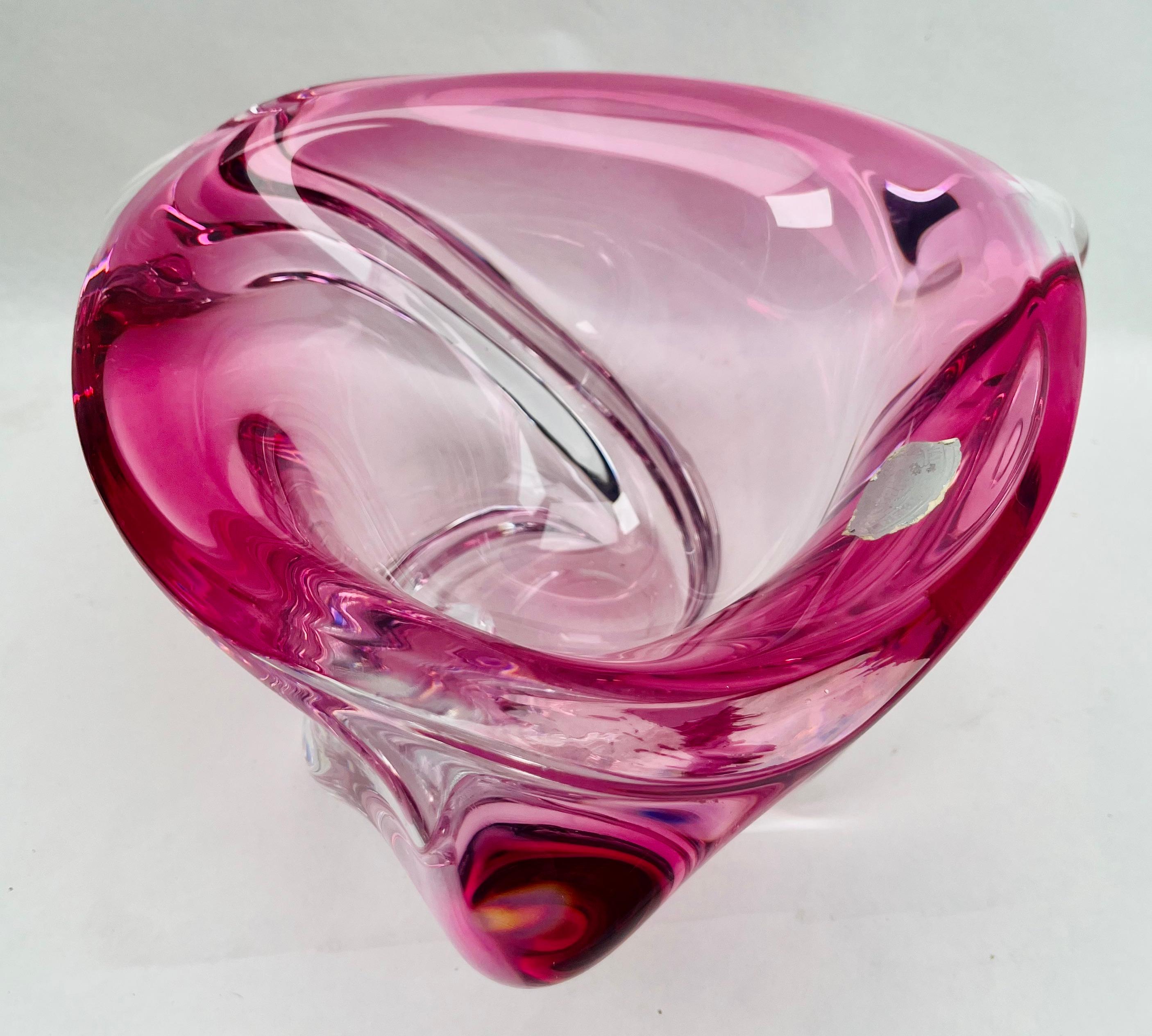 Mid-20th Century Val Saint Lambert Label Sculpted Crystal Vase with Sommerso Core, Belgium For Sale