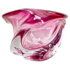 Retro Val Saint Lambert Label Sculpted Crystal Vase with Sommerso Core, Belgium