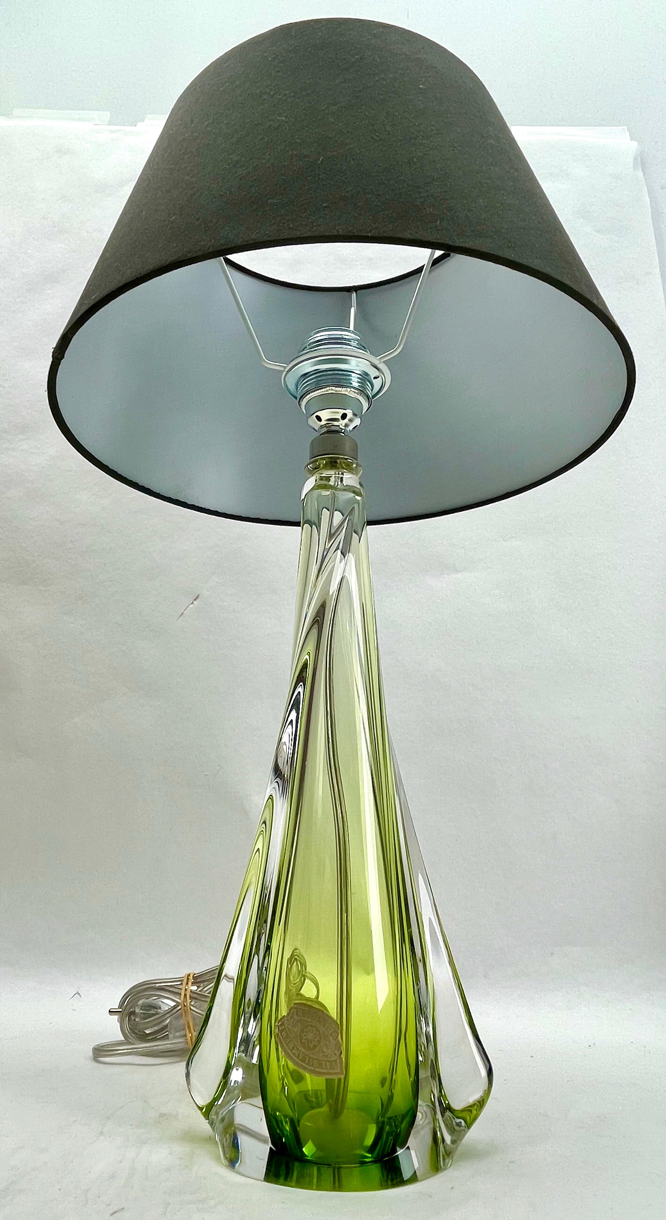 Belgian Val Saint Lambert LABEL 'Twisted Light' Crystal Table Lamp, Belgium 1950s For Sale
