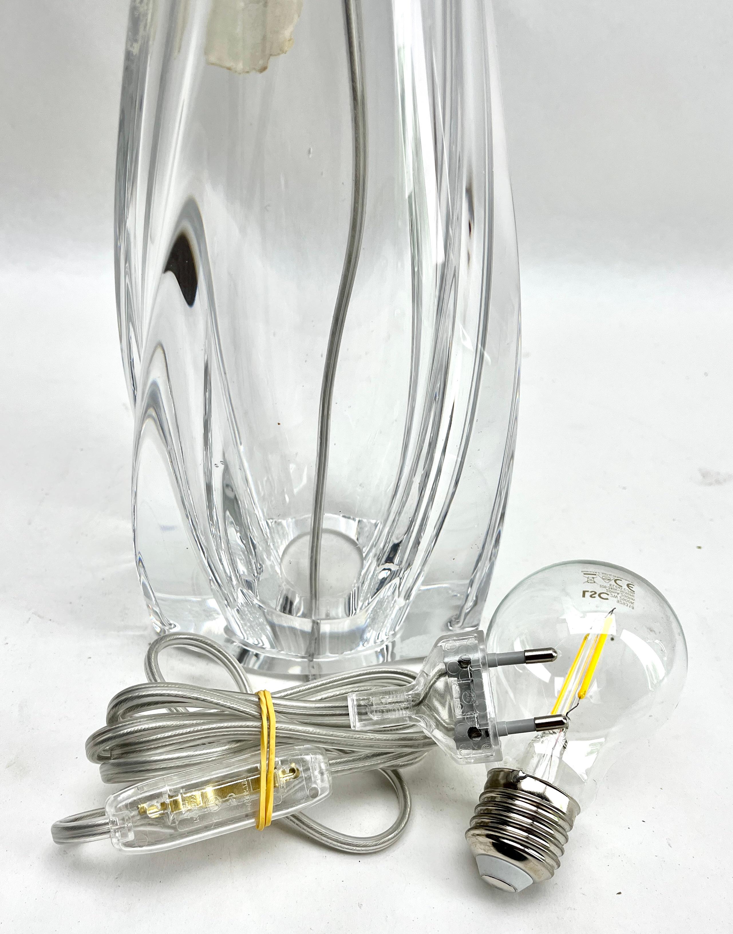 Große Tischlampe aus klarem Kristallglas von Val Saint Lambert  (Moderne der Mitte des Jahrhunderts) im Angebot