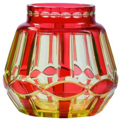 Val Saint Lambert ‚Palacio' Vase, Rubin über Uran, gelbes geschliffenes Glas