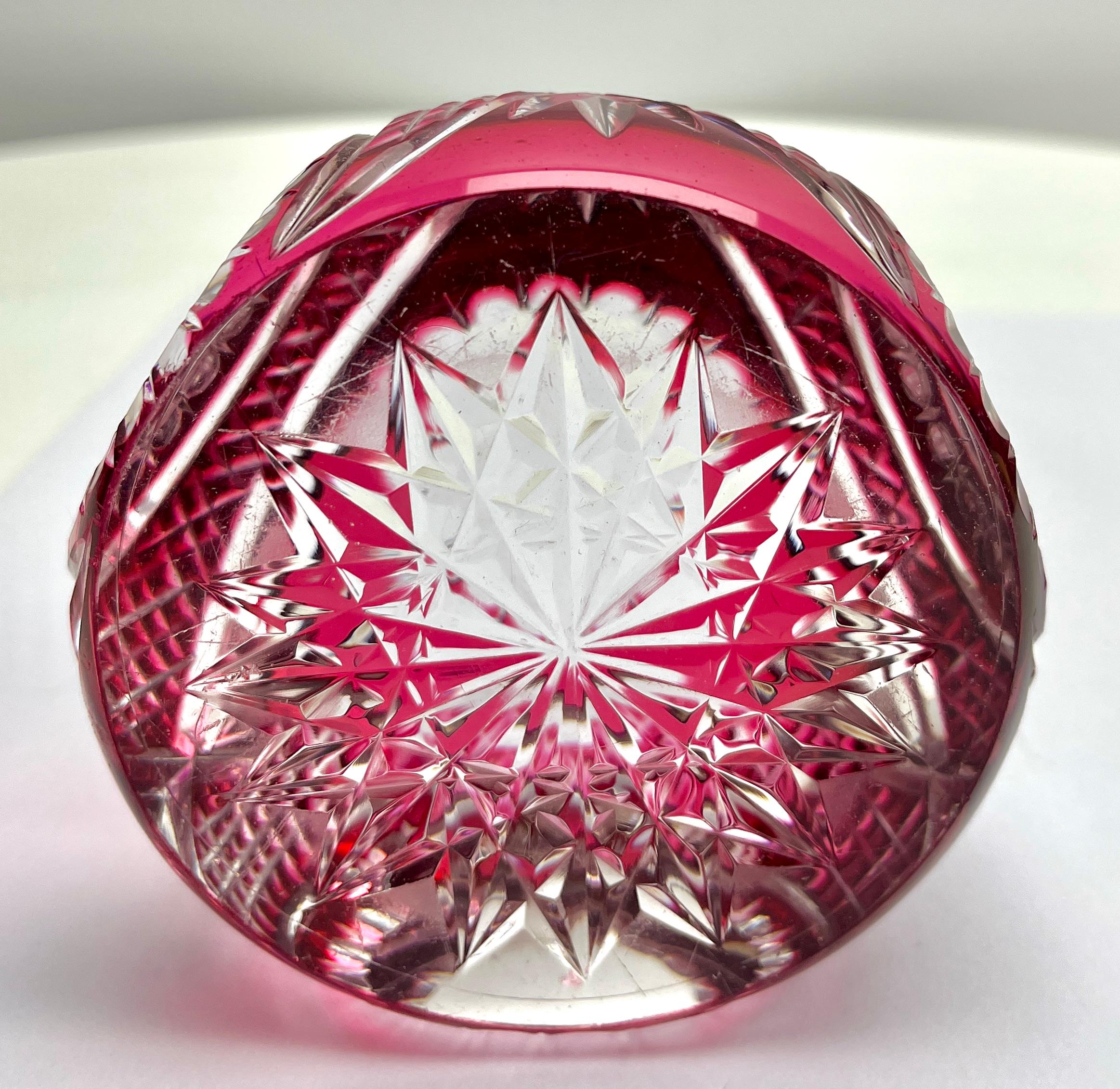 Presse-papier Val Saint Lambert Cristal taillé transparent Bon état - En vente à Verviers, BE
