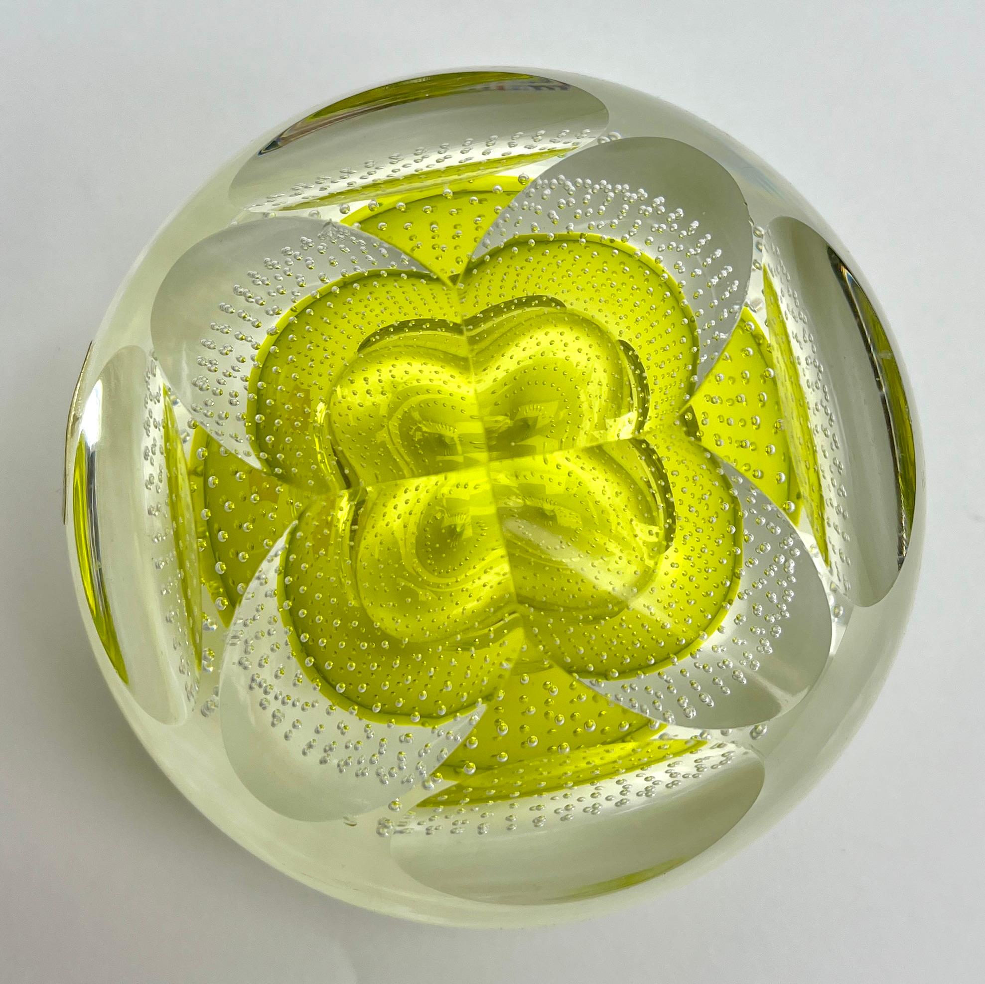 Cristal Presse-papier Val Saint Lambert avec Label Nail Crystal en vente