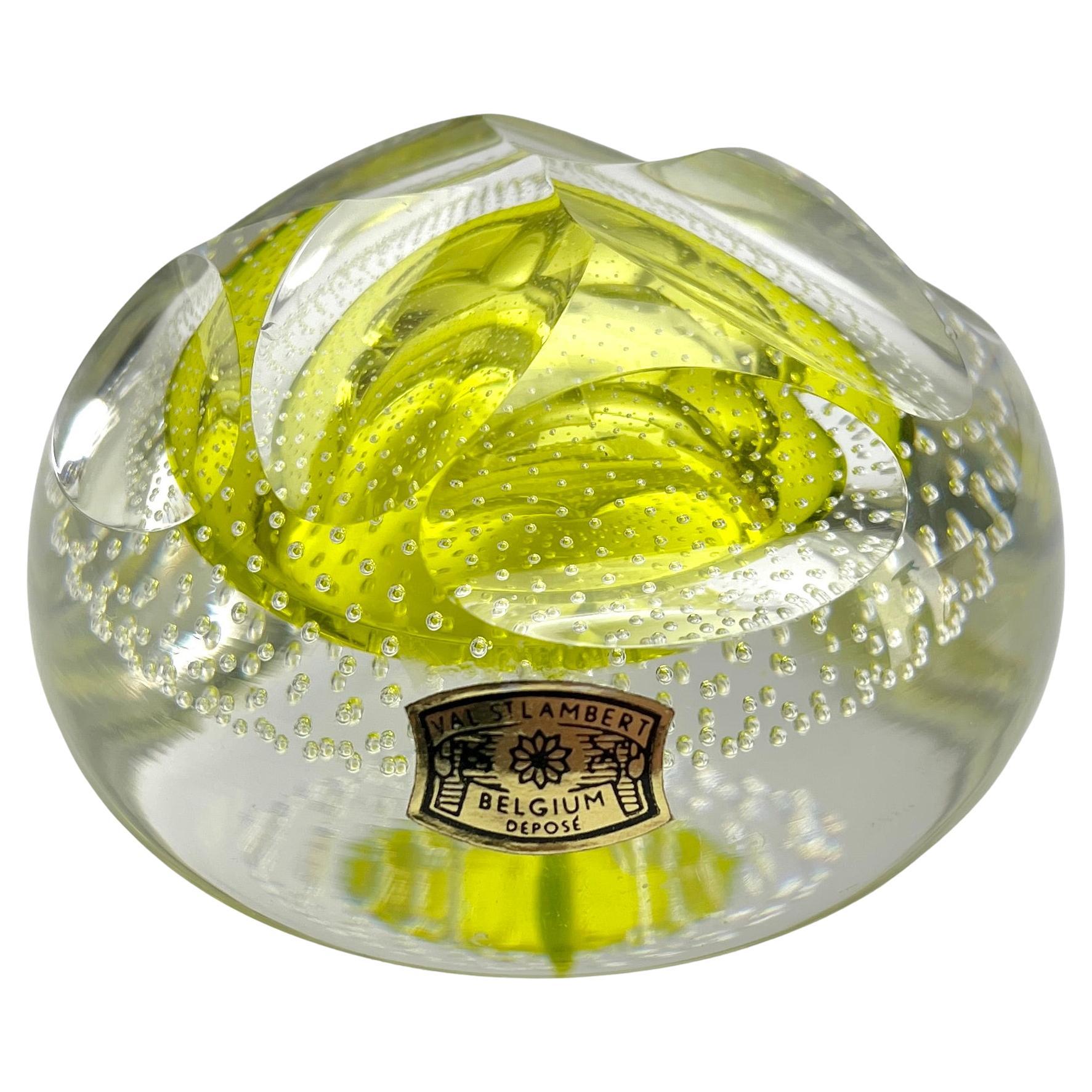 Presse-papier Val Saint Lambert avec Label Nail Crystal en vente