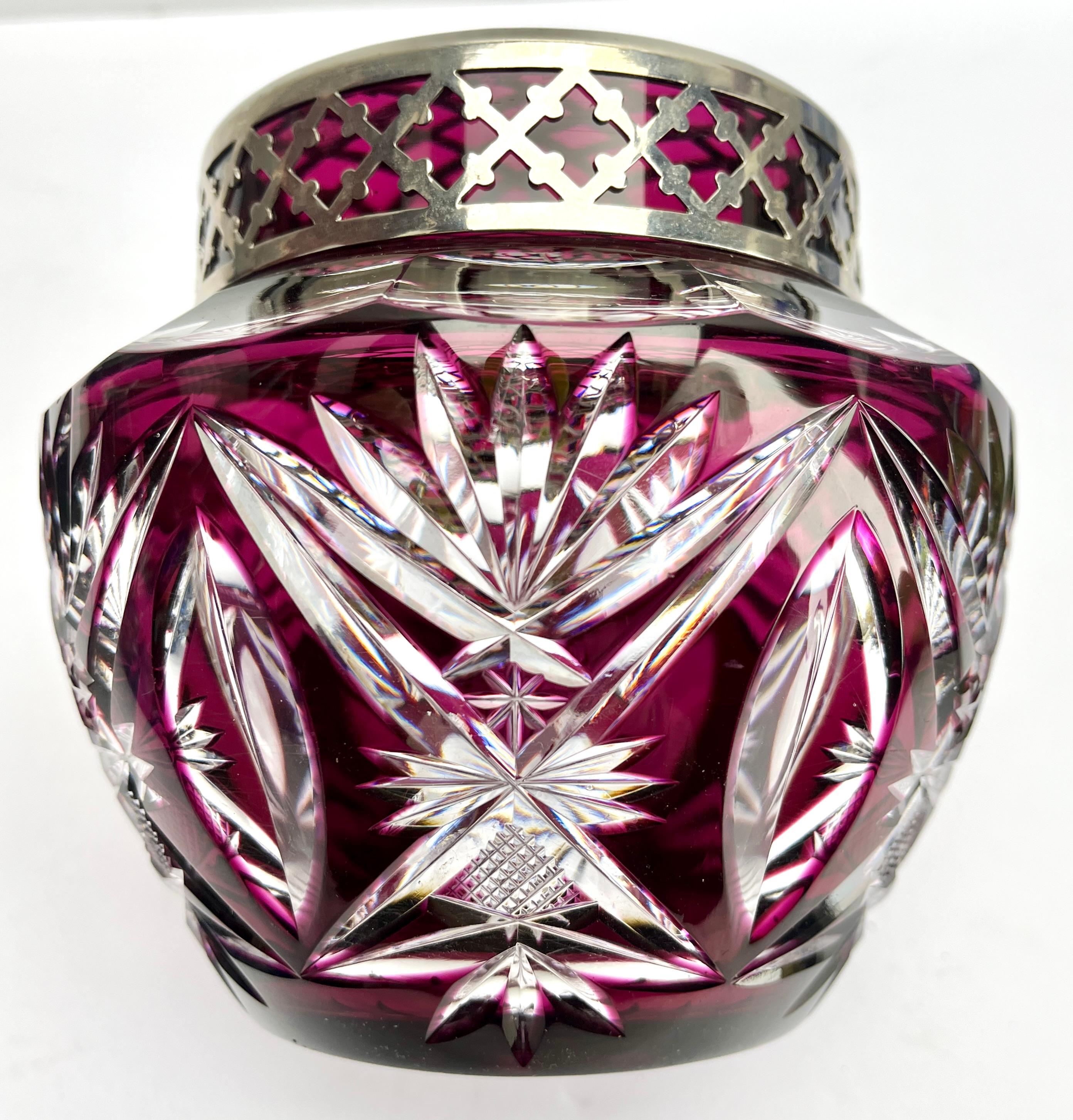 Art Deco Val Saint Lambert 'Pique Fleurs' Vase, Crystal Cut-to-Clear, with Grille For Sale