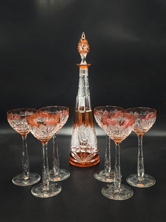 Decantador y copas de cristal tallado rojo Val Saint Lambert