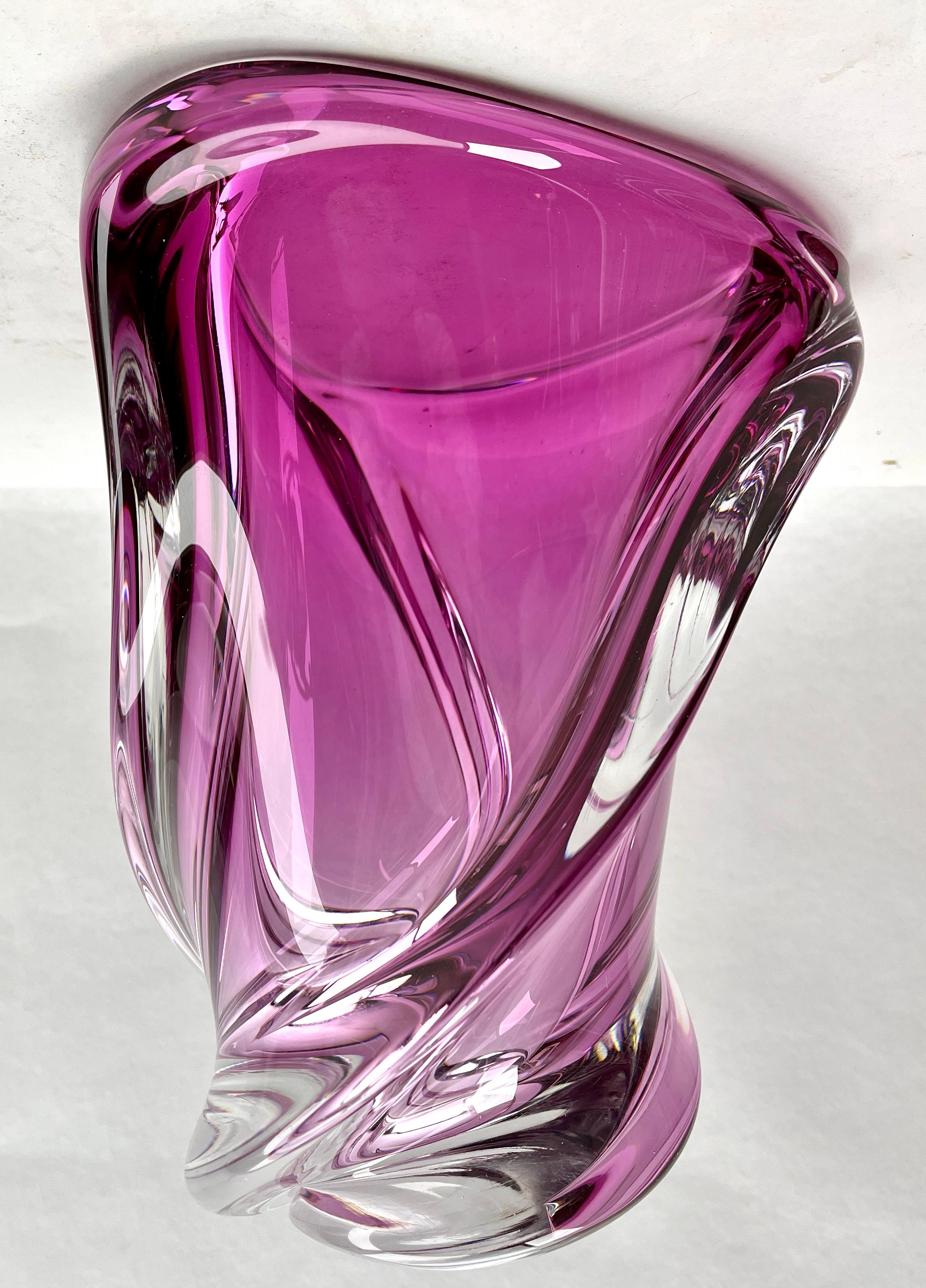Val Saint Lambert,  Sculpted Heavy Crystal Vase , Belgium 1950s In Good Condition For Sale In Verviers, BE