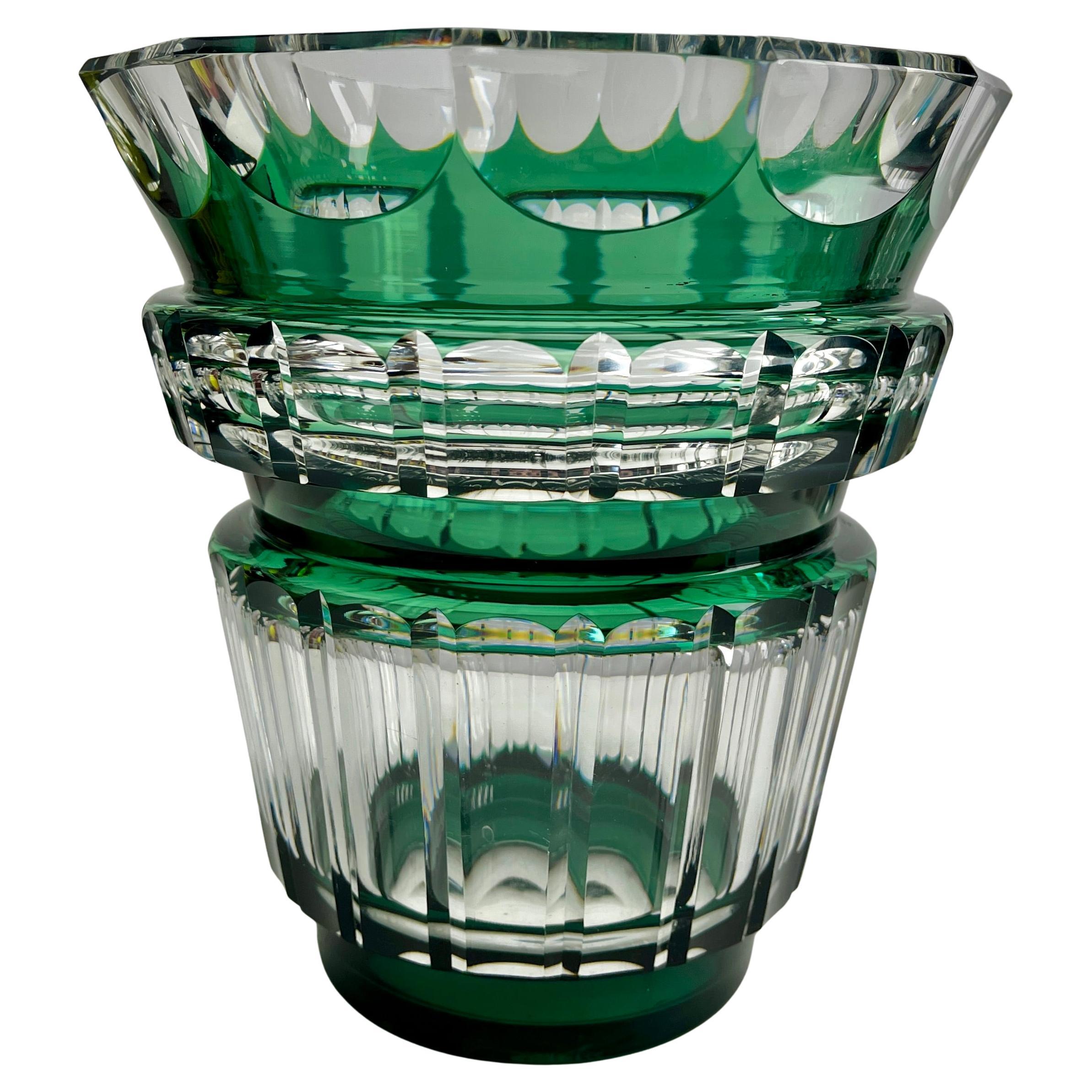Val Saint Lambert, signierte Vase aus grünem Kristall, geschliffen und klar, Belgien, 1950er Jahre