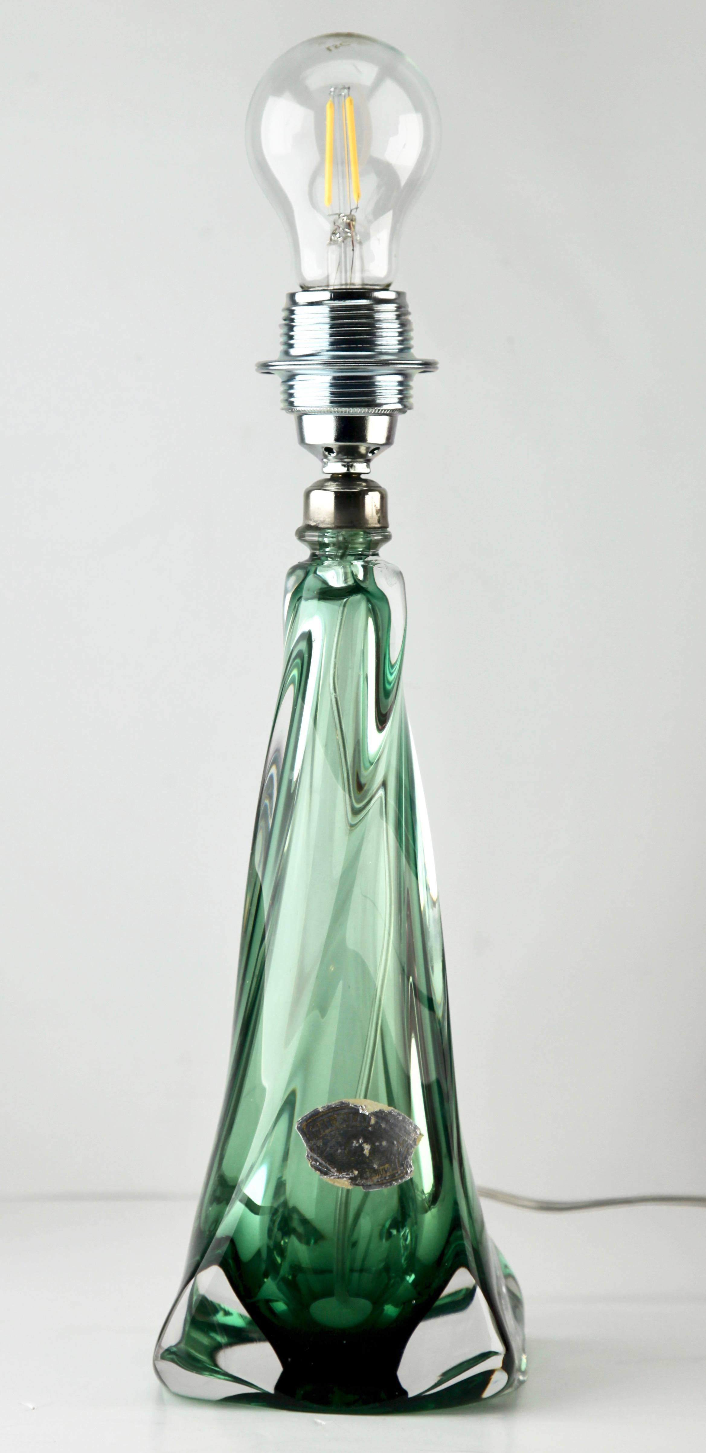 Mid-Century Modern Val Saint Lambert Signed 'Twisted Light' Crystal Emerald Green Table Lamp
