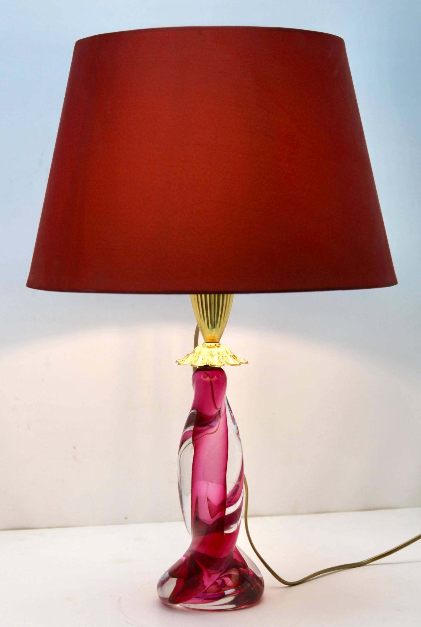 Belge Lampe de bureau Val Saint Lambert en verre de cristal « Torsadé Light » signée en vente